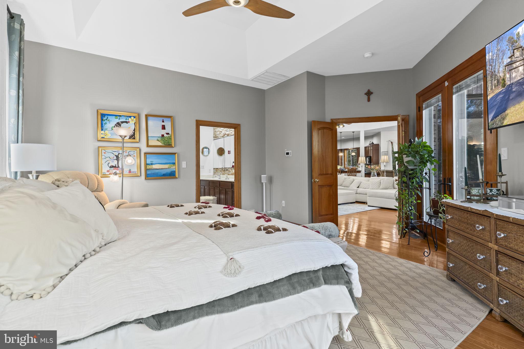 SPRING RIDGE - Residential