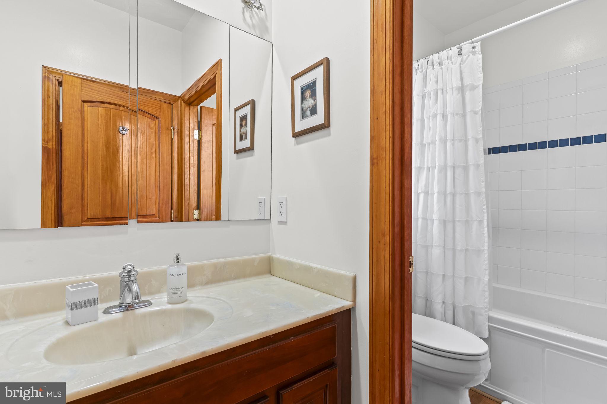 SPRING RIDGE - Residential