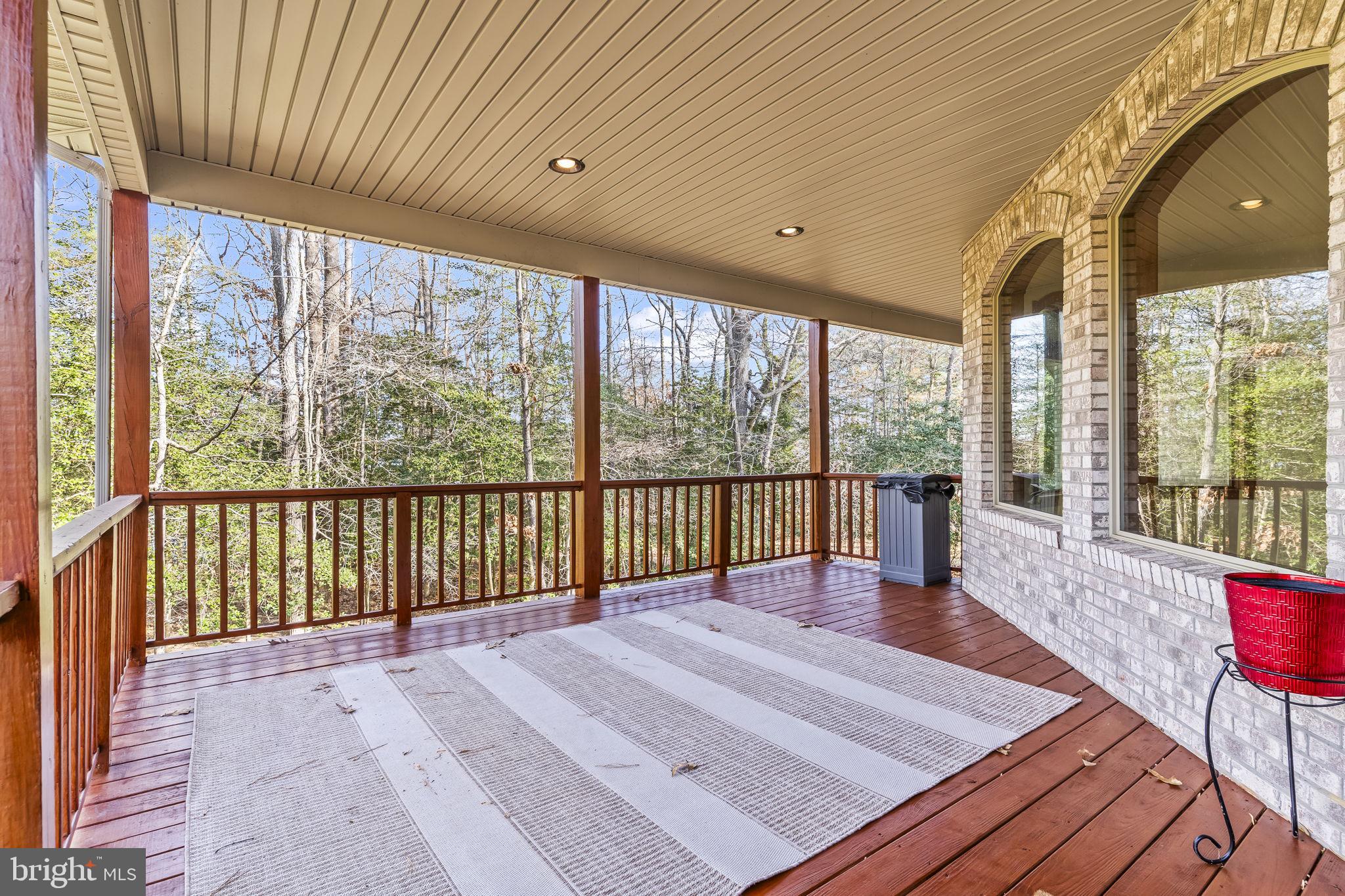 SPRING RIDGE - Residential