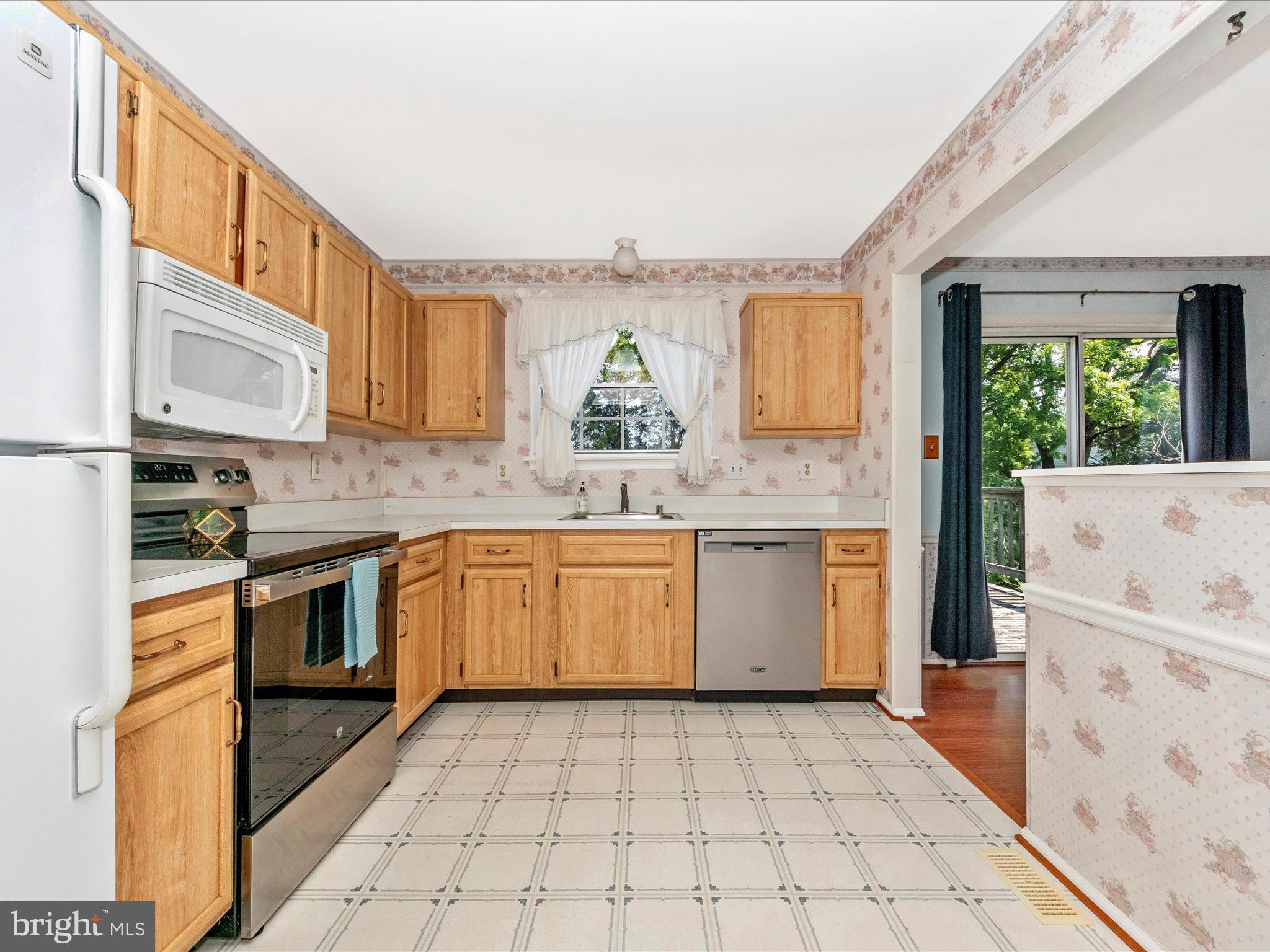 KINGS CONTRIVANCE - Residential