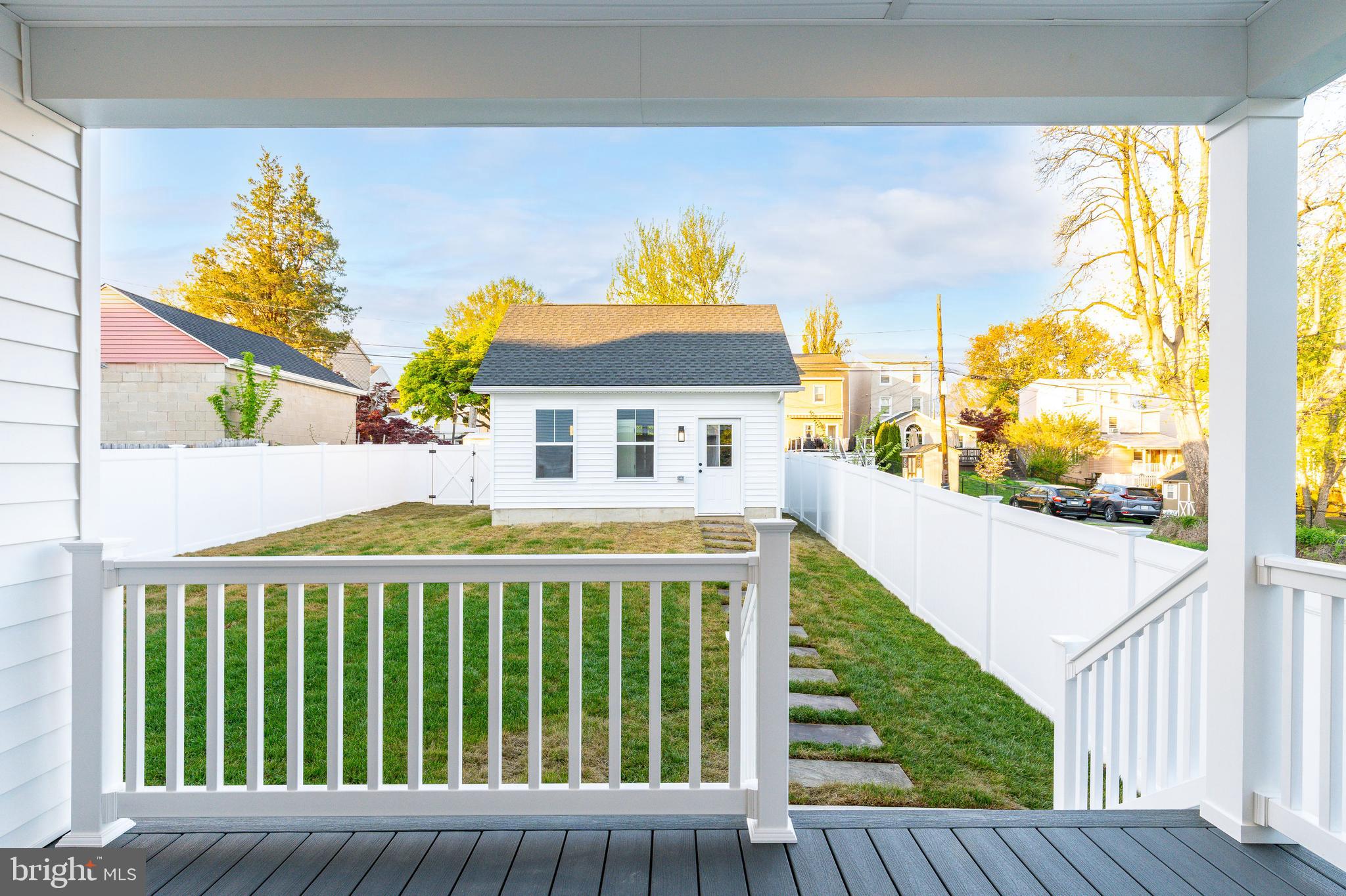 PLYMOUTH VALLEY - Residential