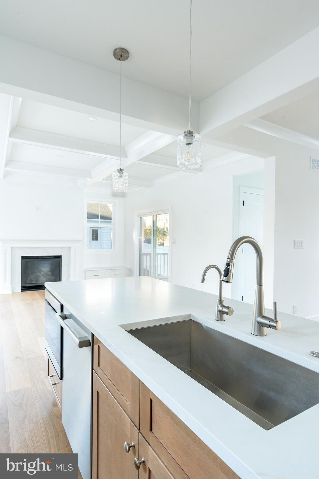 PLYMOUTH VALLEY - Residential