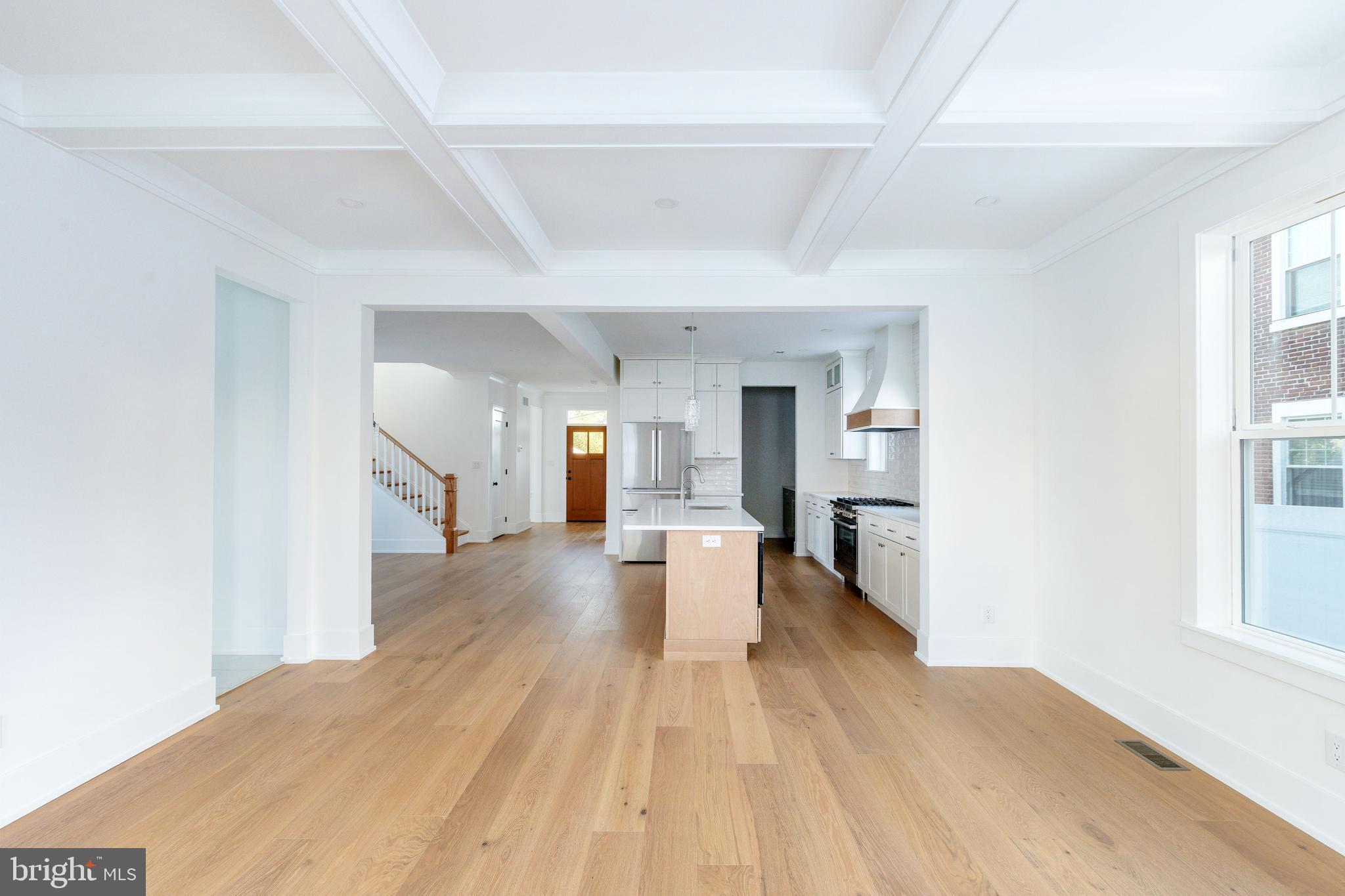 PLYMOUTH VALLEY - Residential
