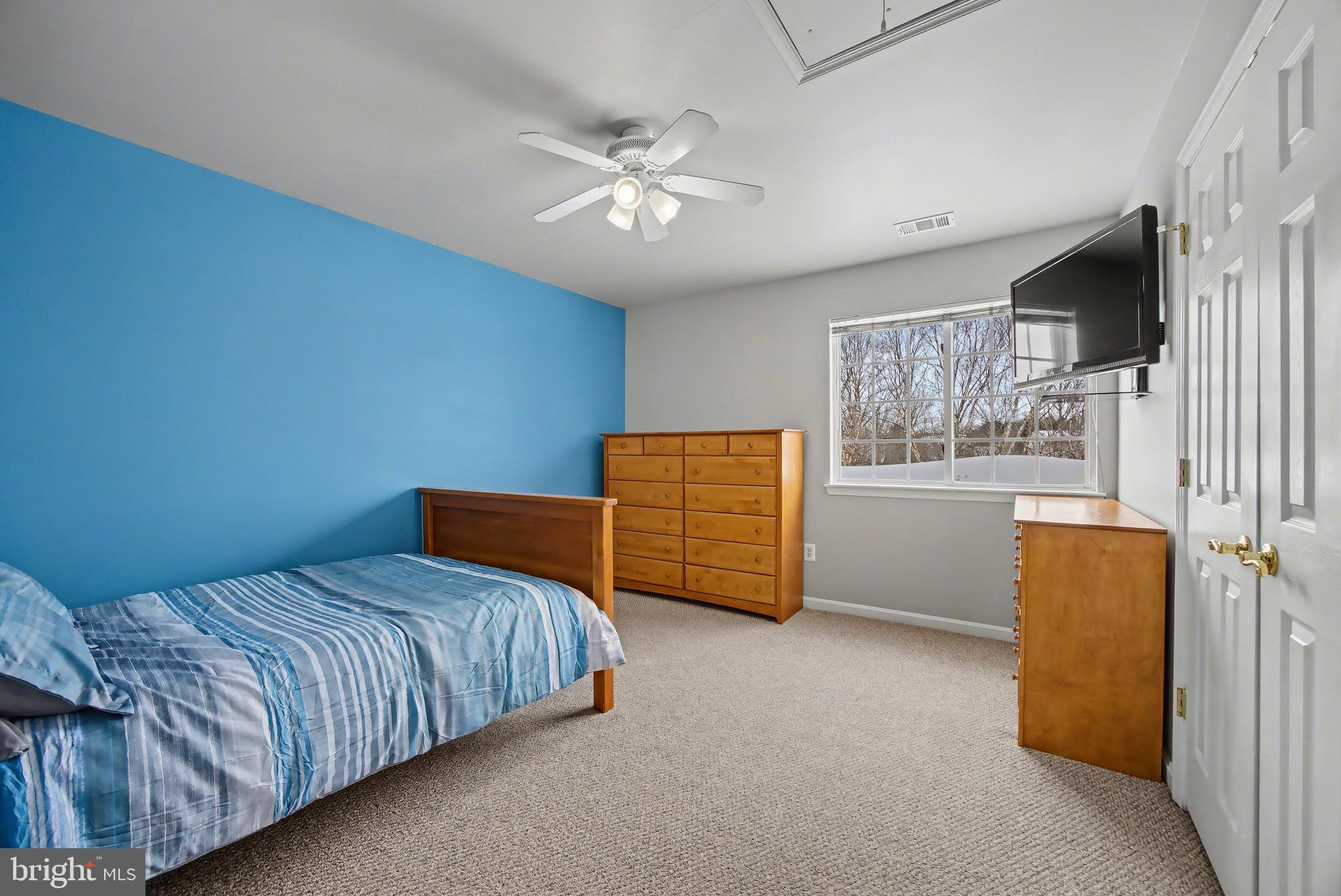 WOODSYDE ESTATES - Residential