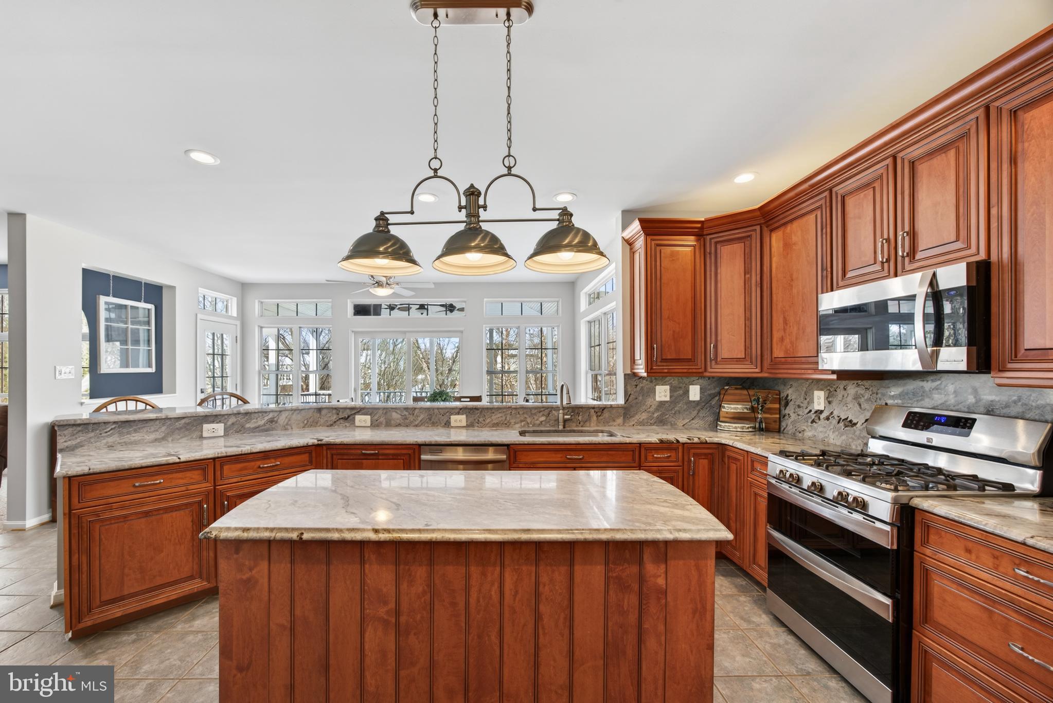 WOODSYDE ESTATES - Residential