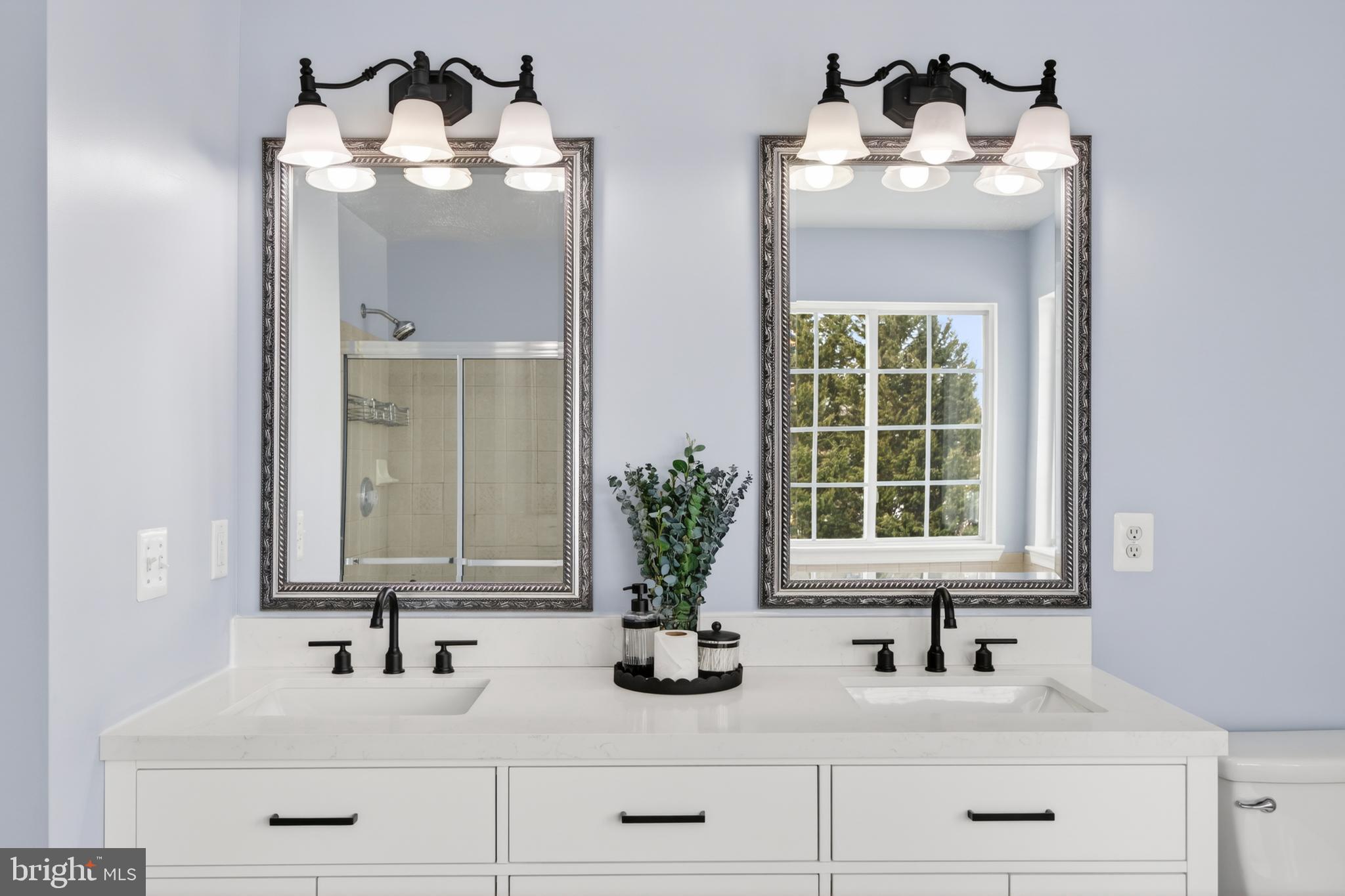 WOODSYDE ESTATES - Residential