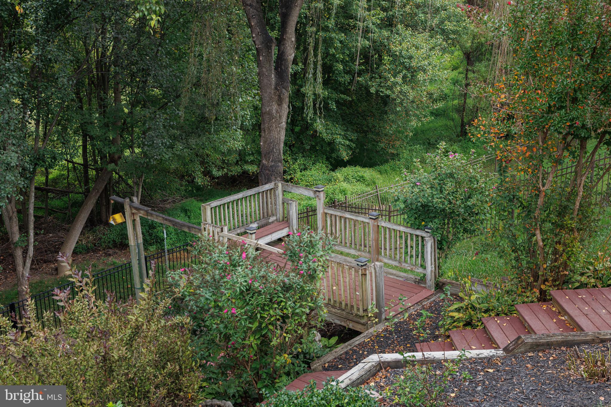 WOODSYDE ESTATES - Residential