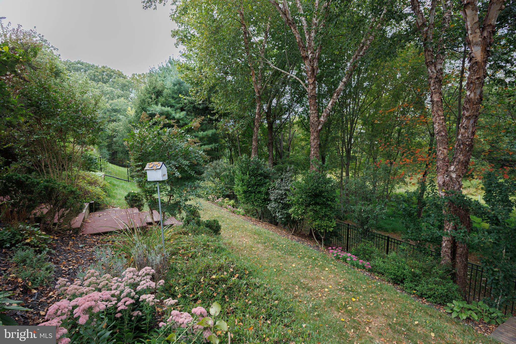 WOODSYDE ESTATES - Residential