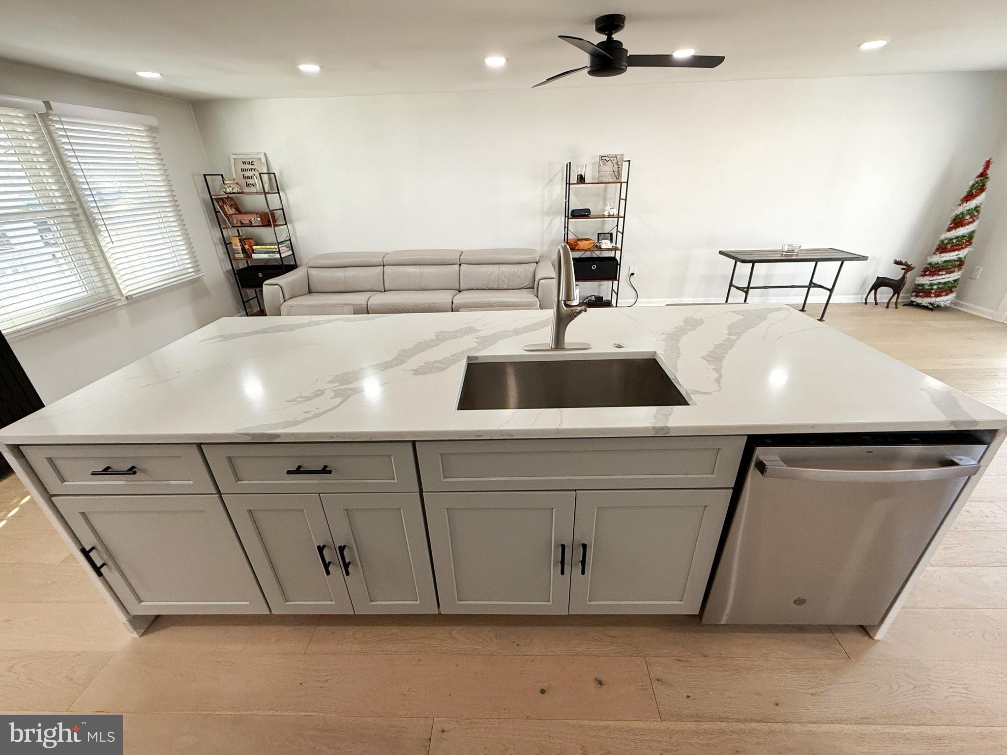 HICKORY RIDGE - Residential