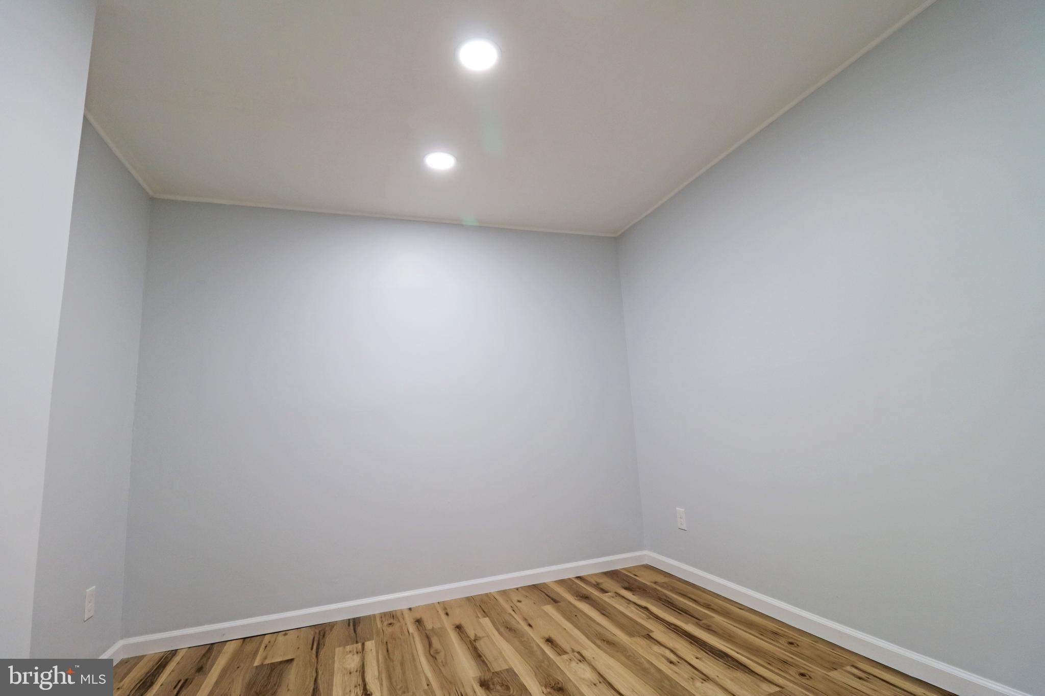 BROOKSIDE PARK - Residential