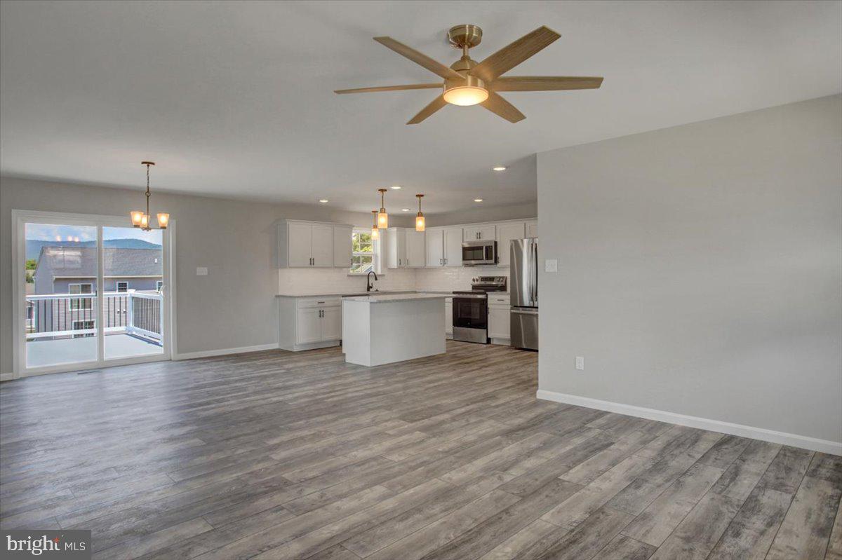 12418 BENNING AVE LOT 5