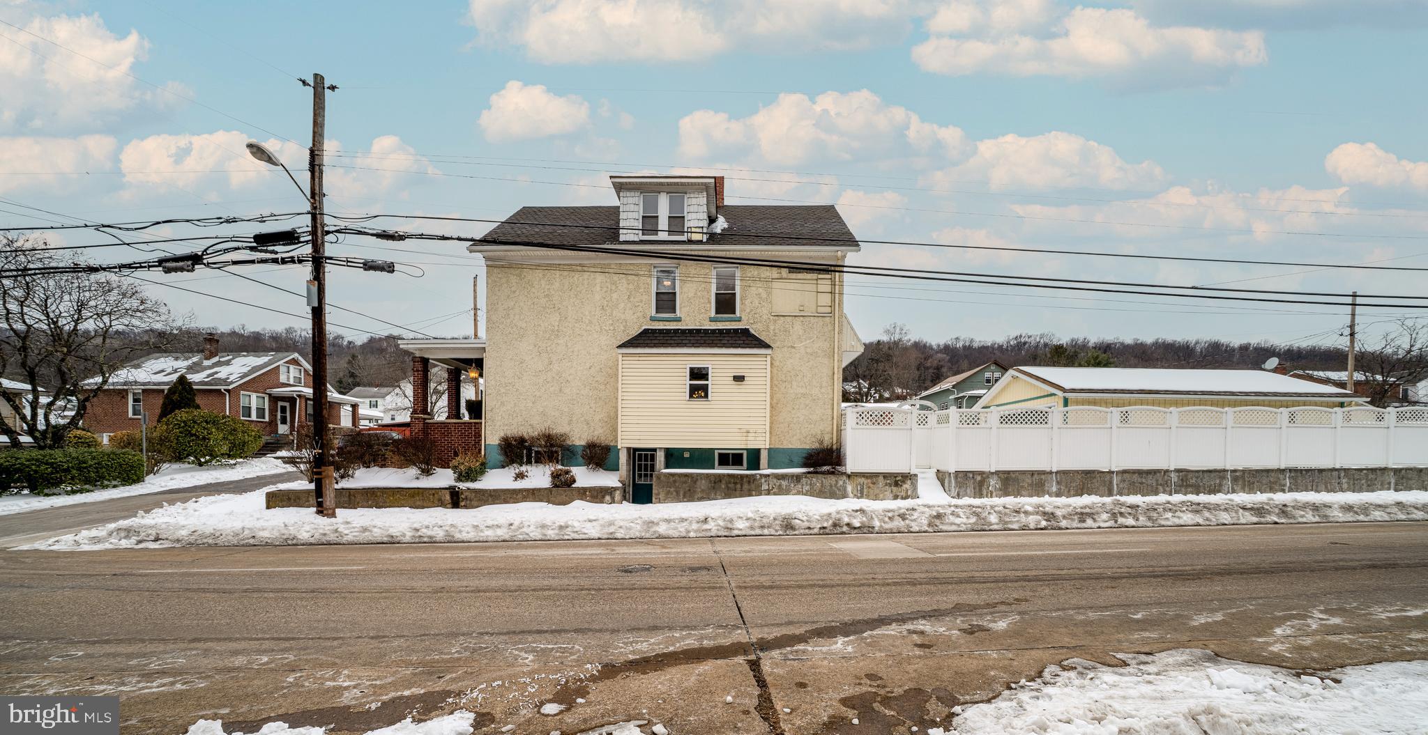 NORTH END - Residential