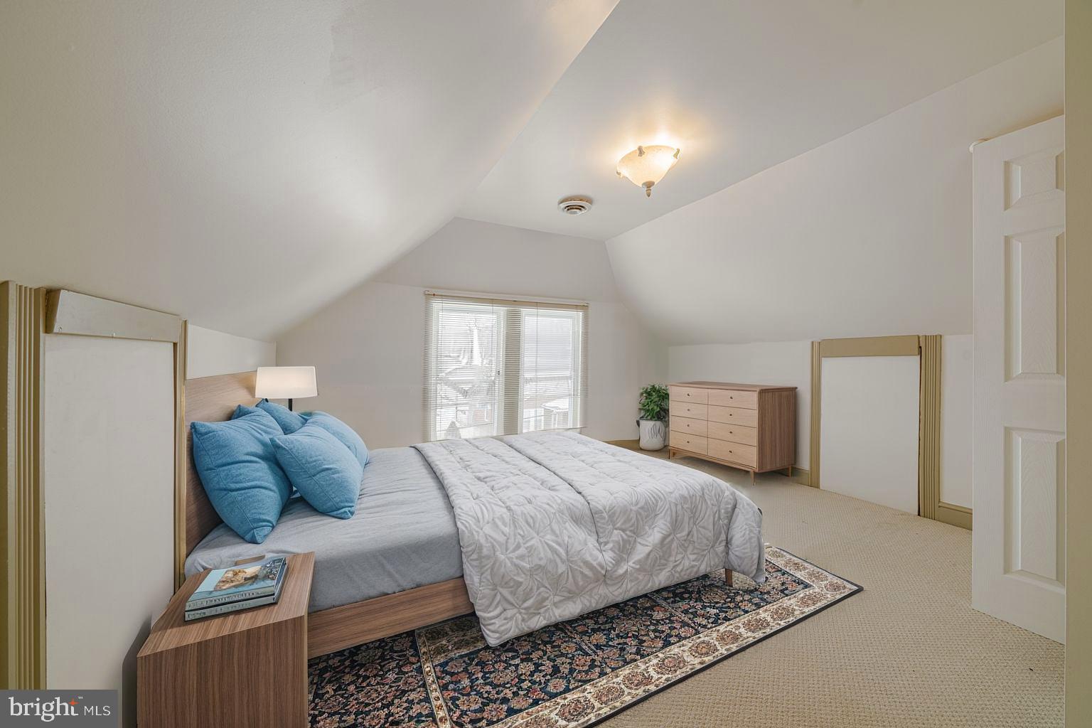 NORTH END - Residential