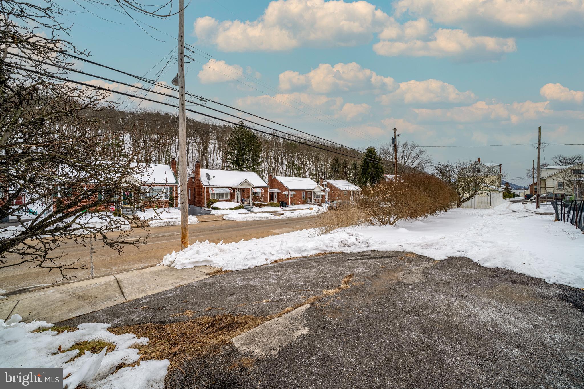 NORTH END - Residential