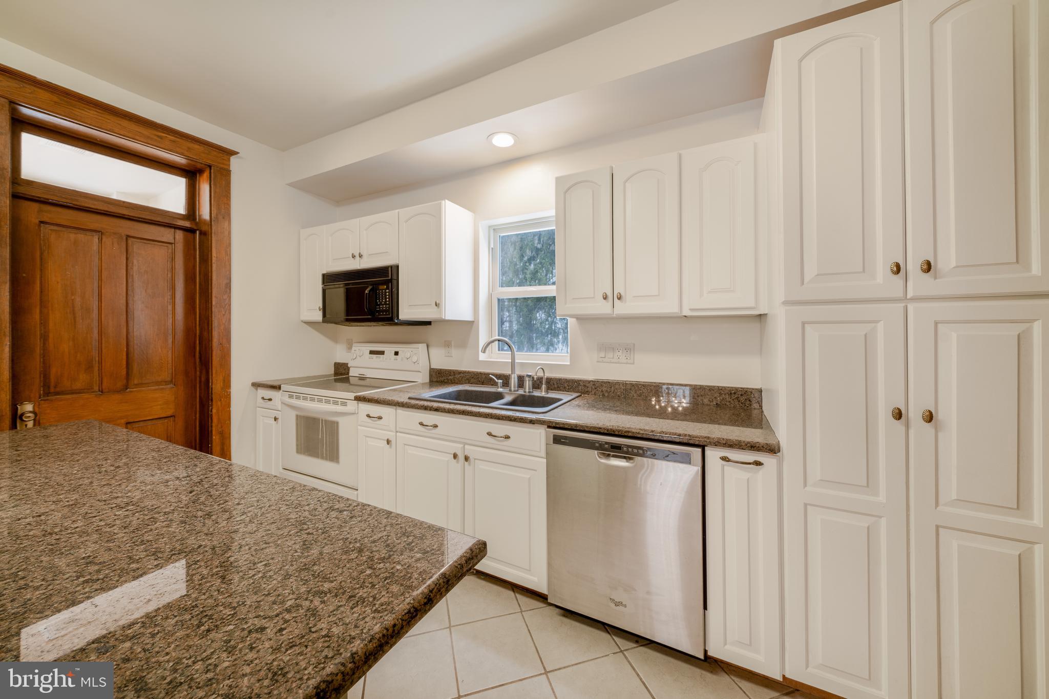 NORTH END - Residential