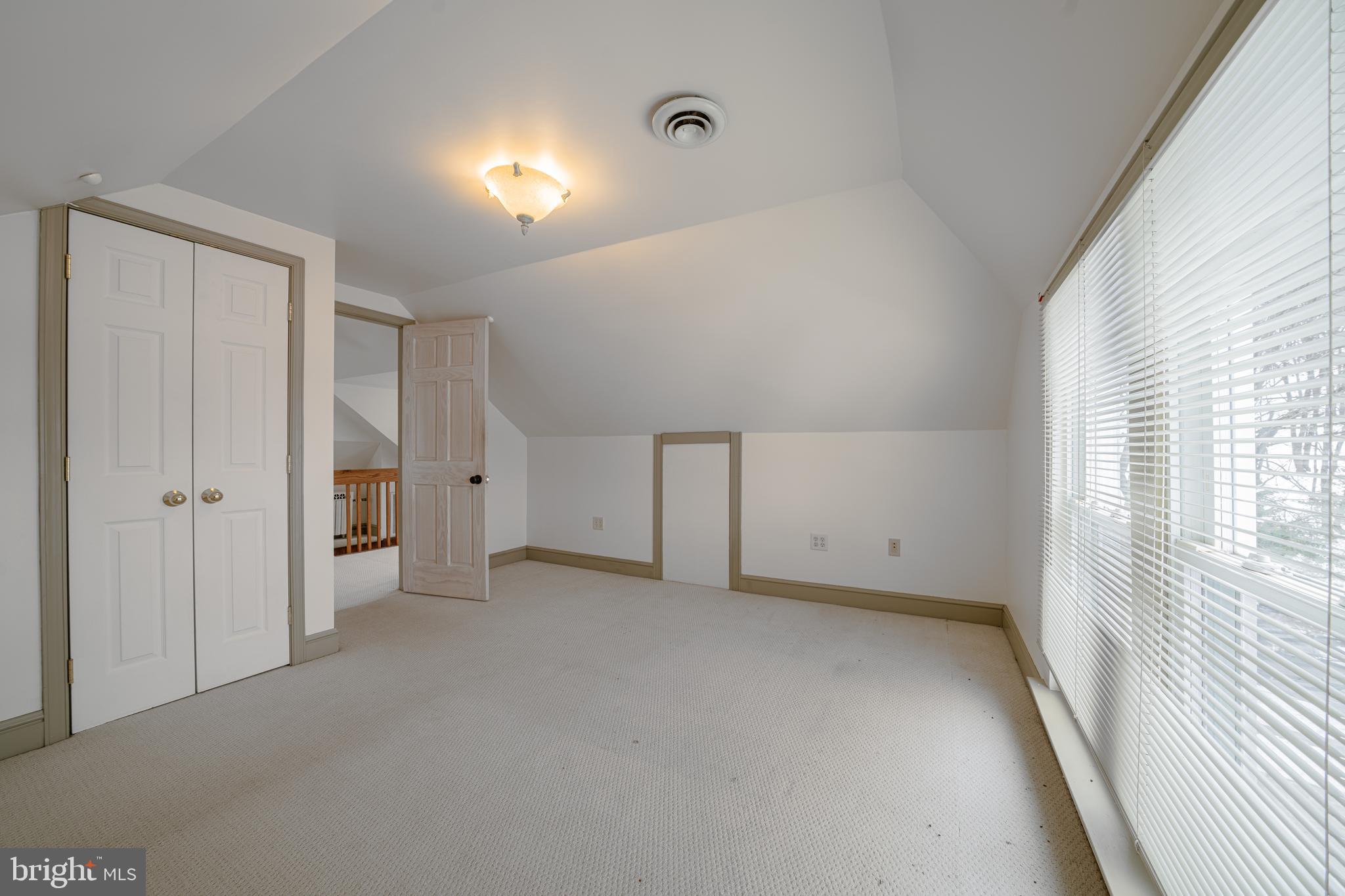 NORTH END - Residential