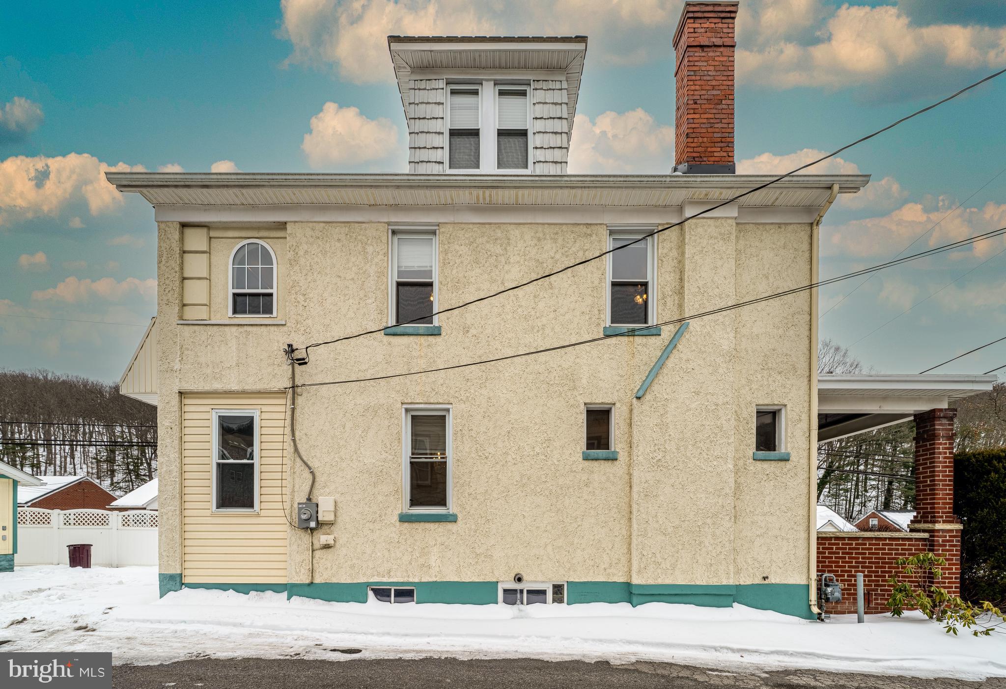 NORTH END - Residential