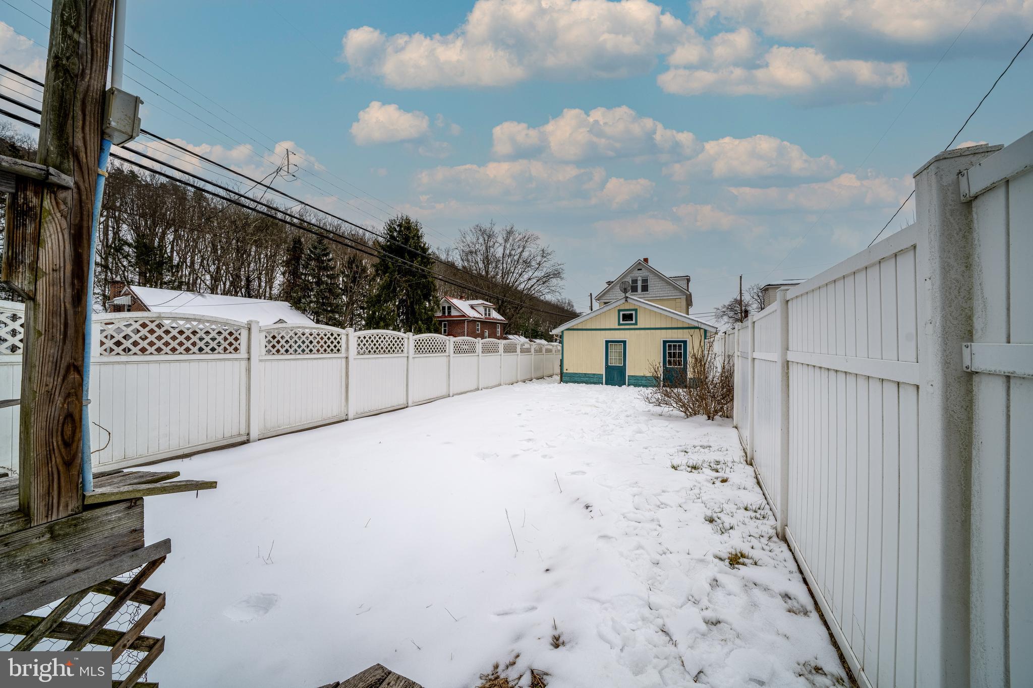 NORTH END - Residential