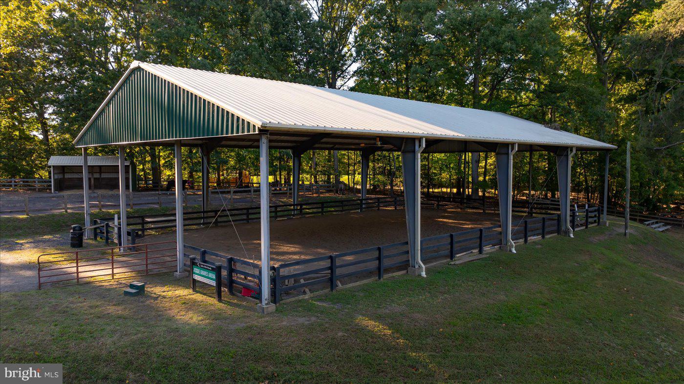 LAKE OF THE WOODS - Residential