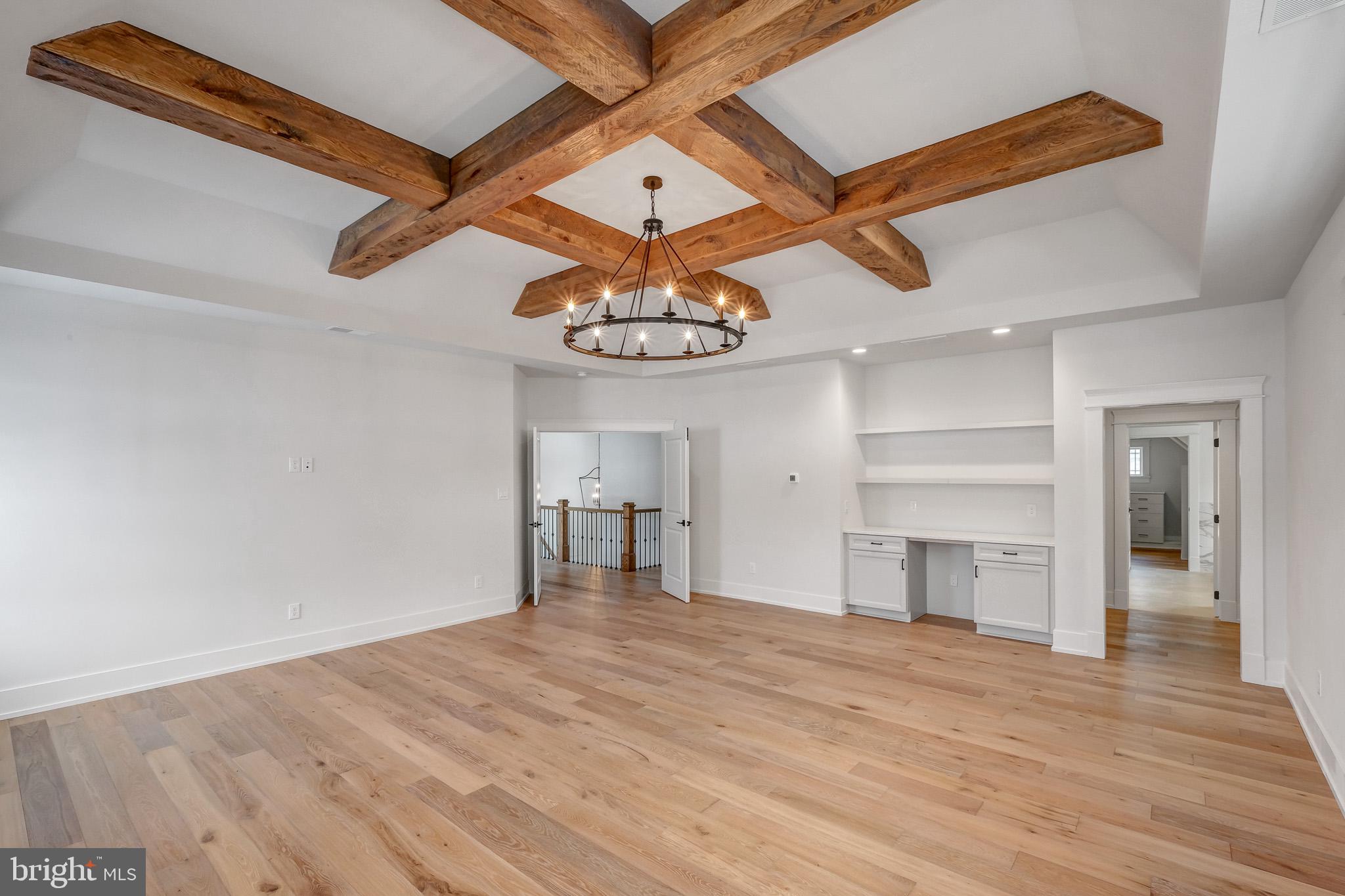 GARNET POINTE - Residential