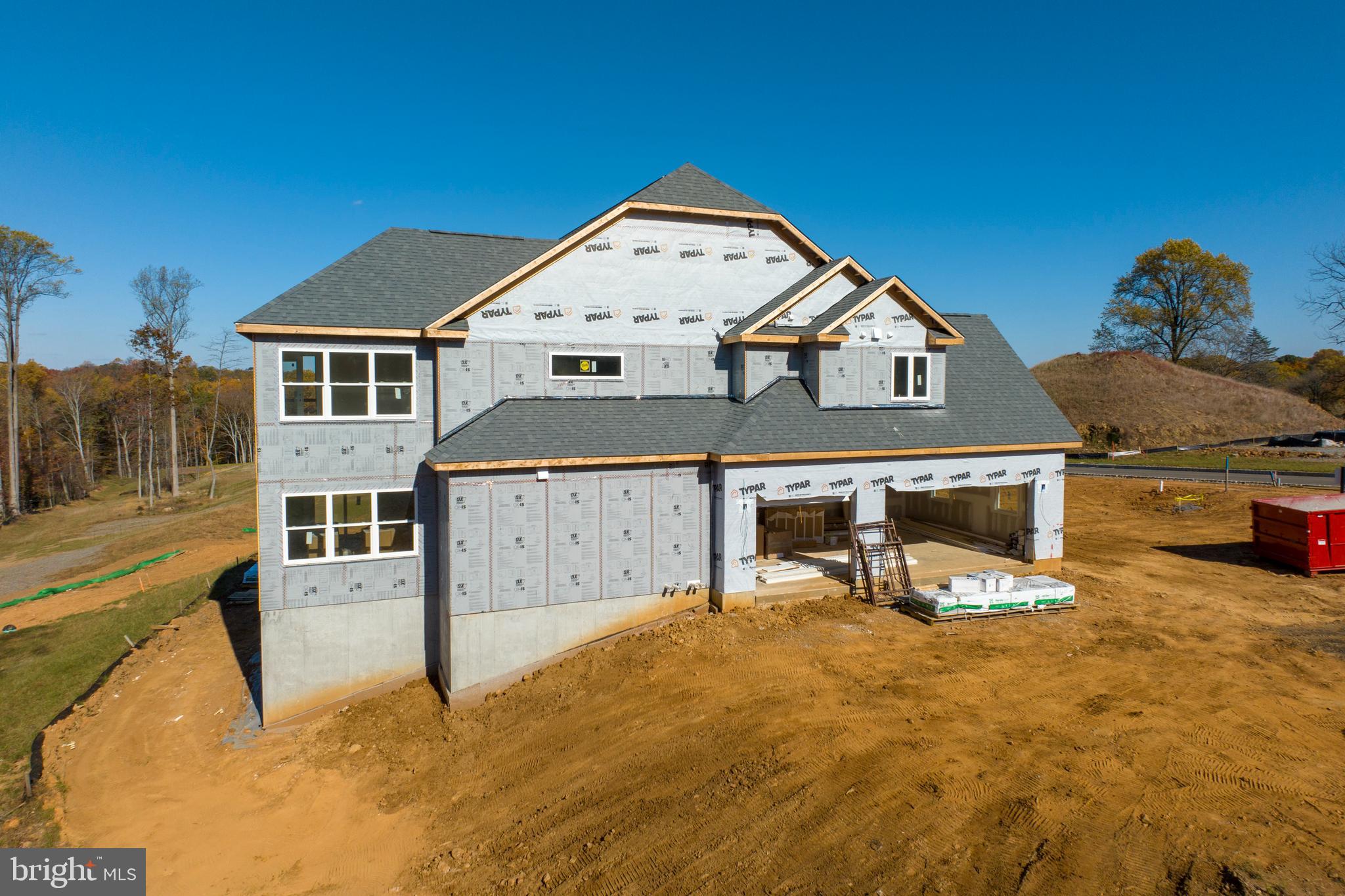 GARNET POINTE - Residential