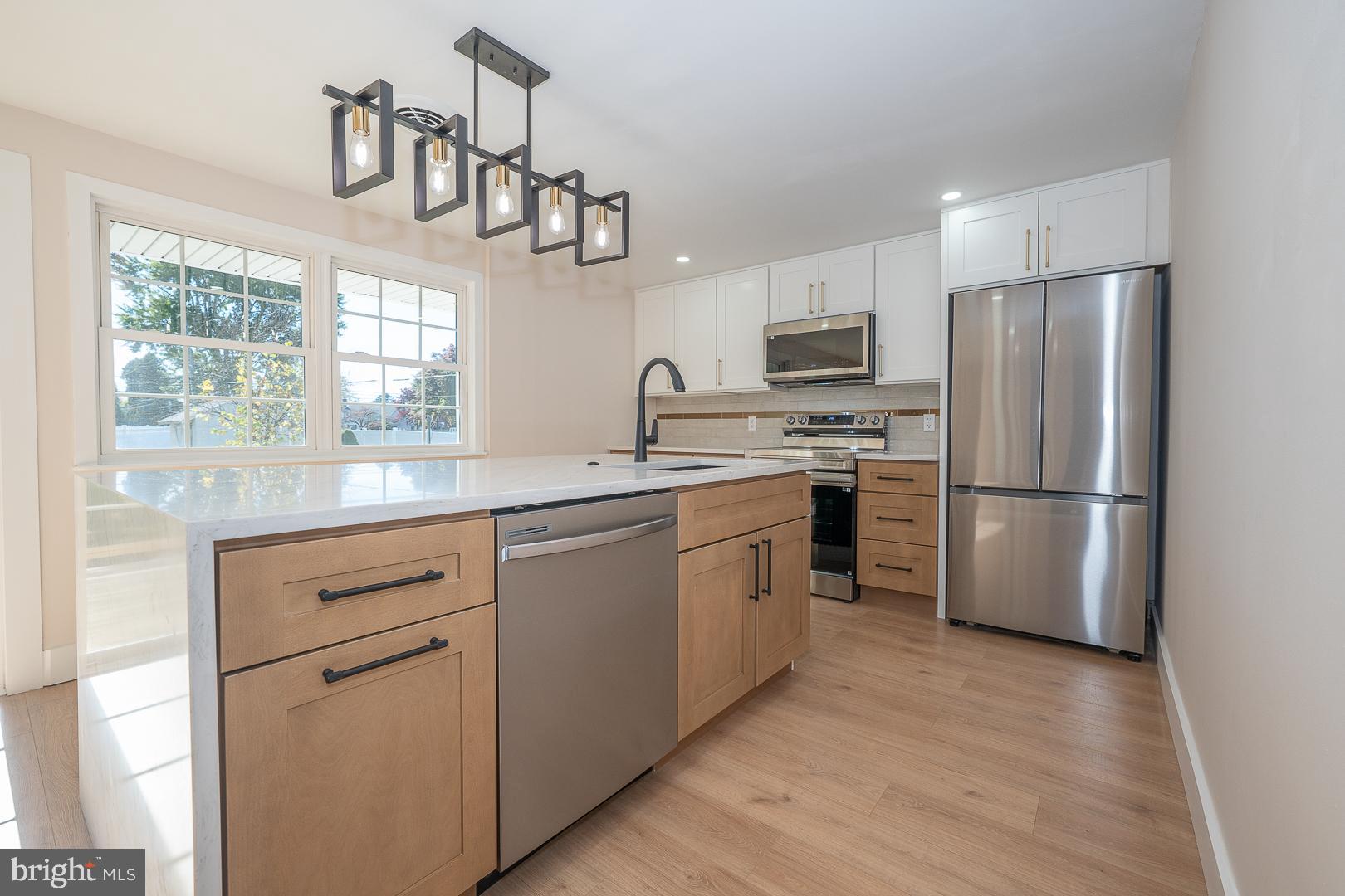 THE SUMMIT - Residential