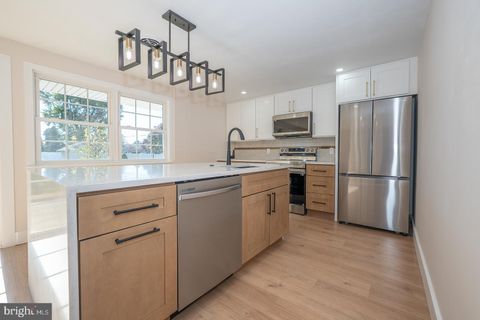 2900 E COUNTY LINE ROAD HATBORO PA 19040