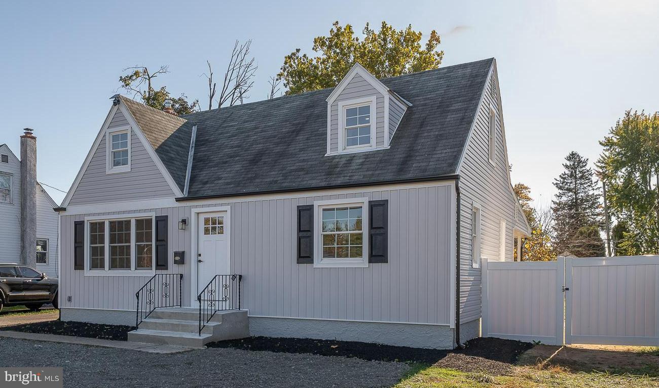 THE SUMMIT - Residential