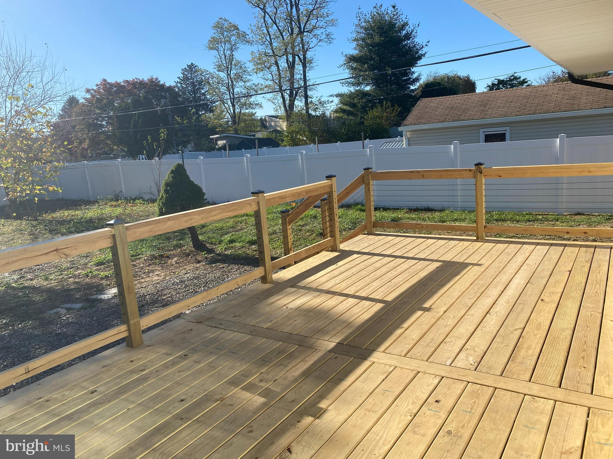 THE SUMMIT - Residential