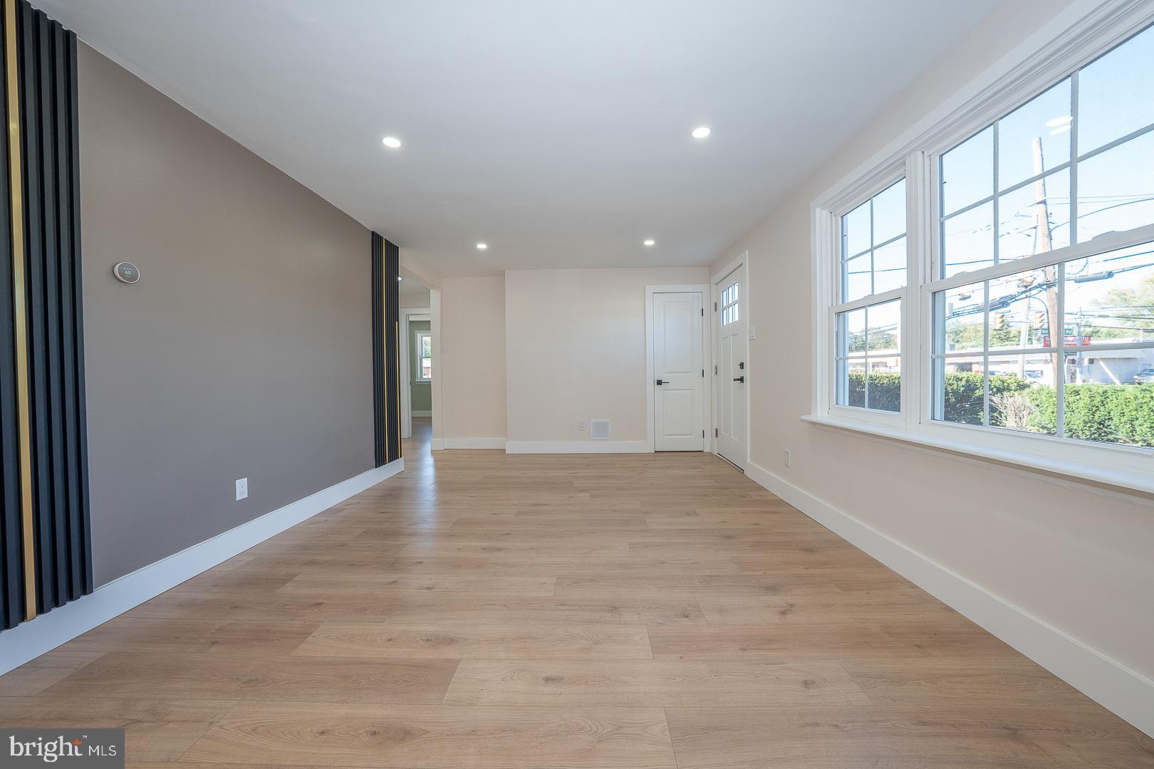 THE SUMMIT - Residential