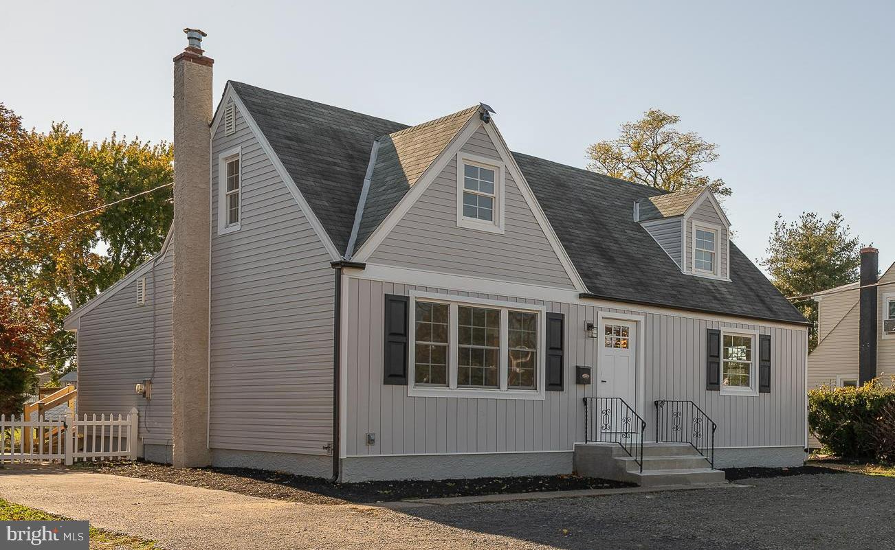 THE SUMMIT - Residential