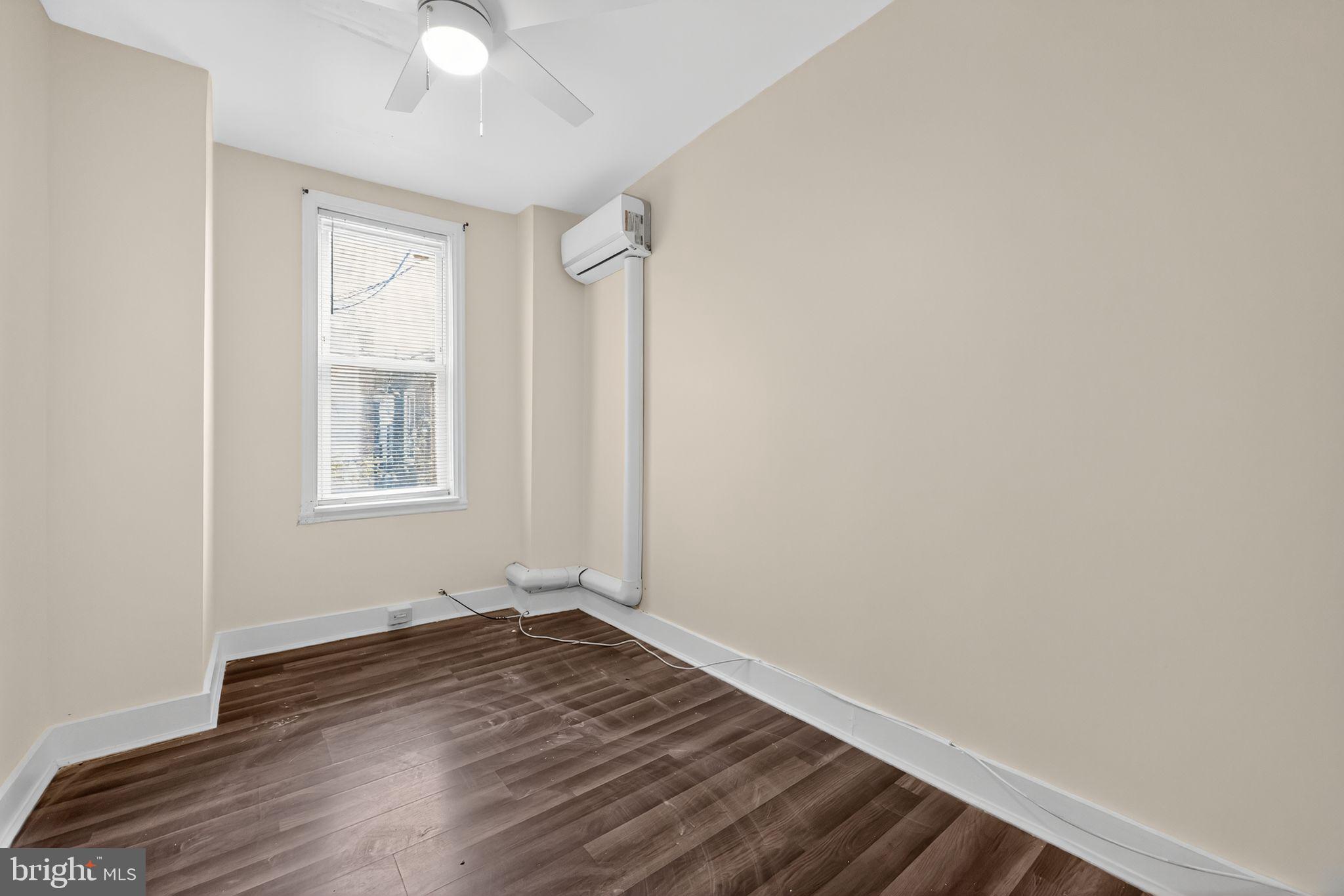 HARROWGATE - Residential