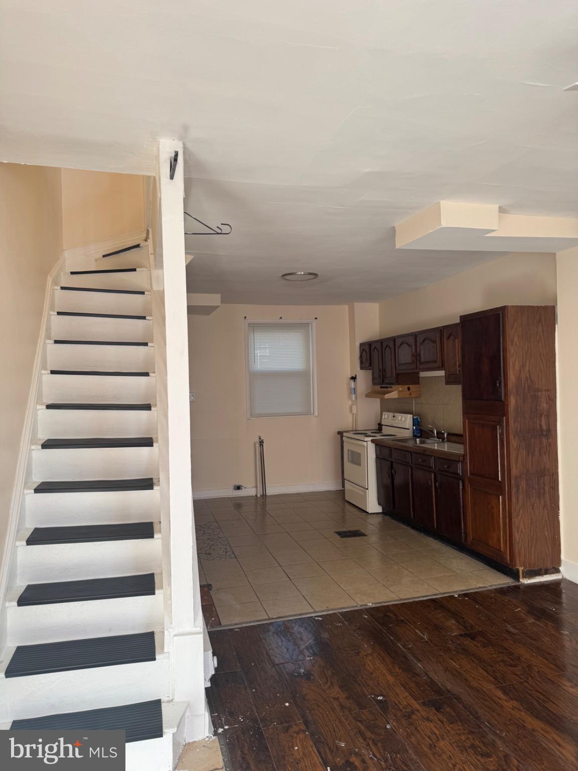 HARROWGATE - Residential