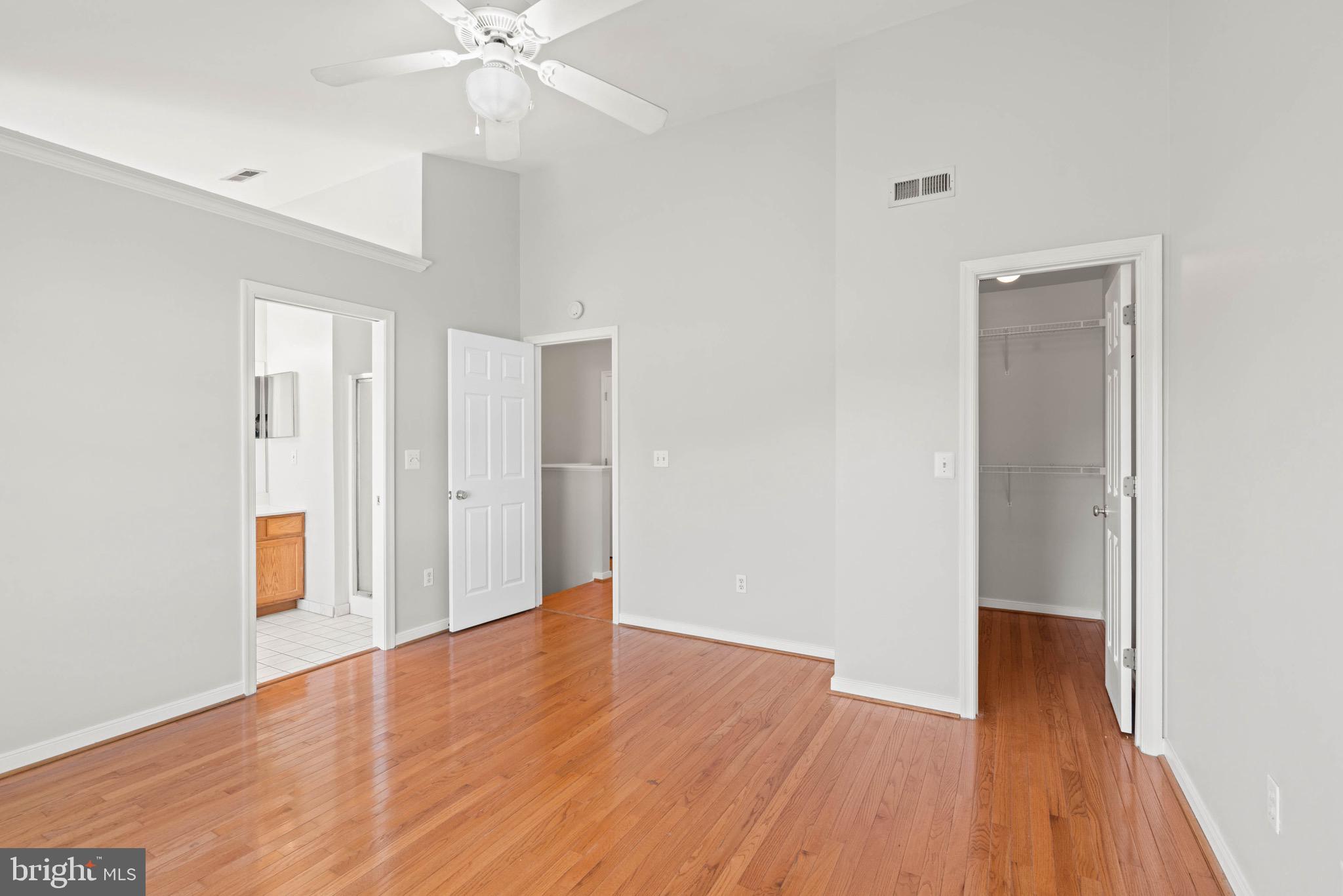 STONE RIVER - Residential Lease