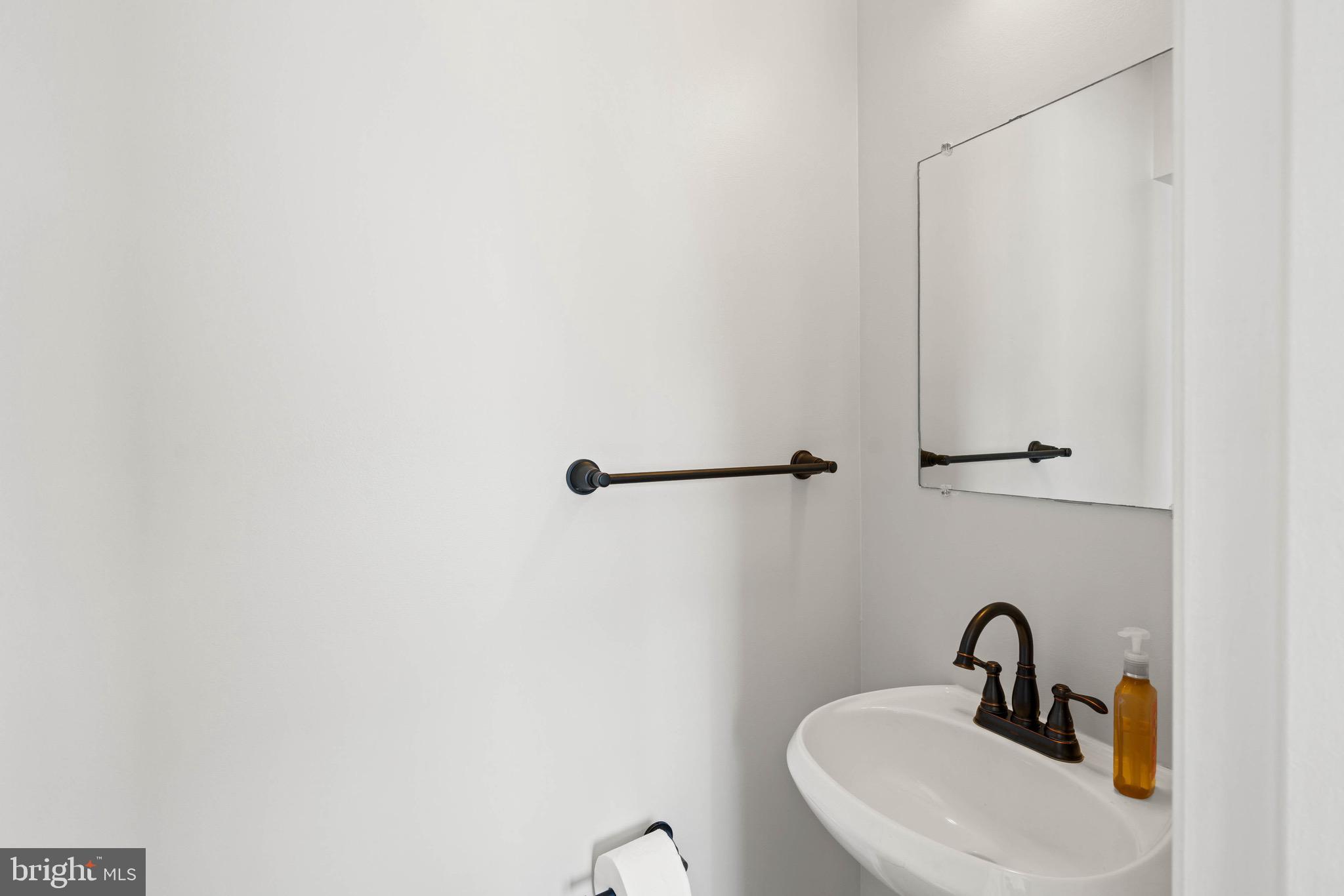 STONE RIVER - Residential Lease