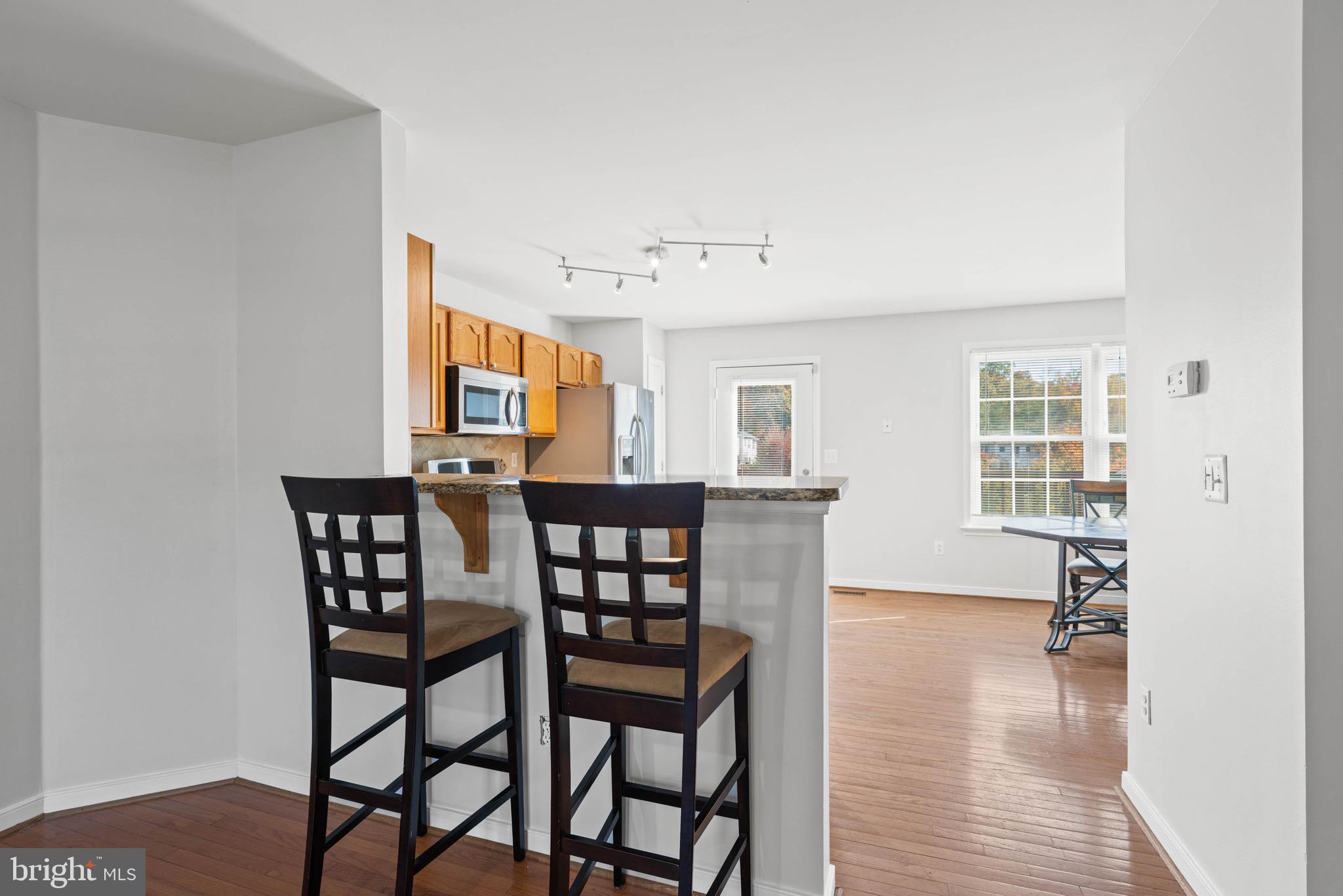 STONE RIVER - Residential Lease