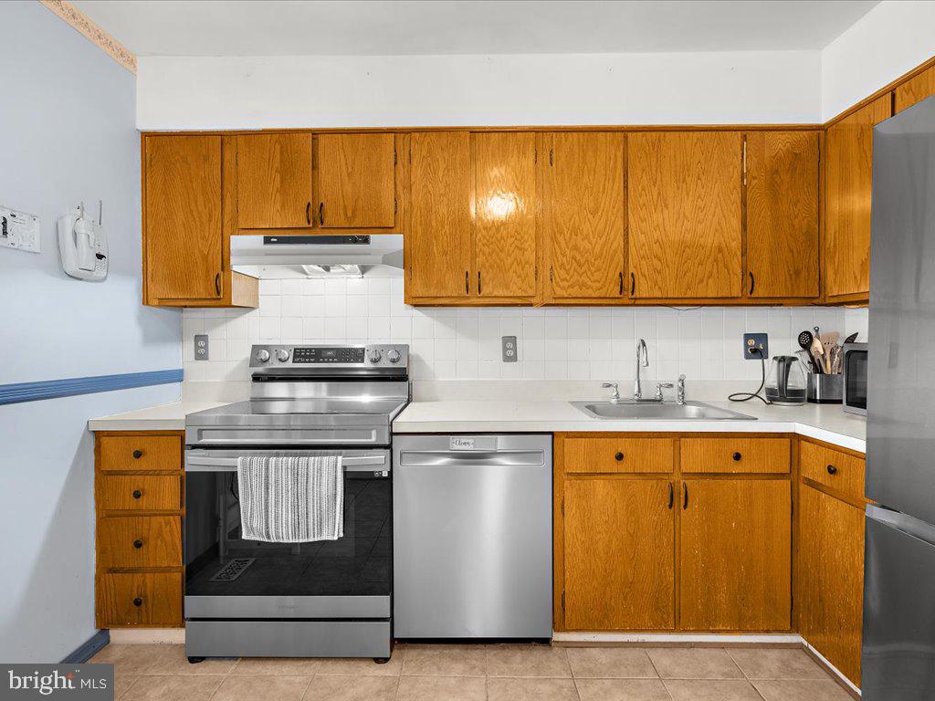 TURF VALLEY - Residential