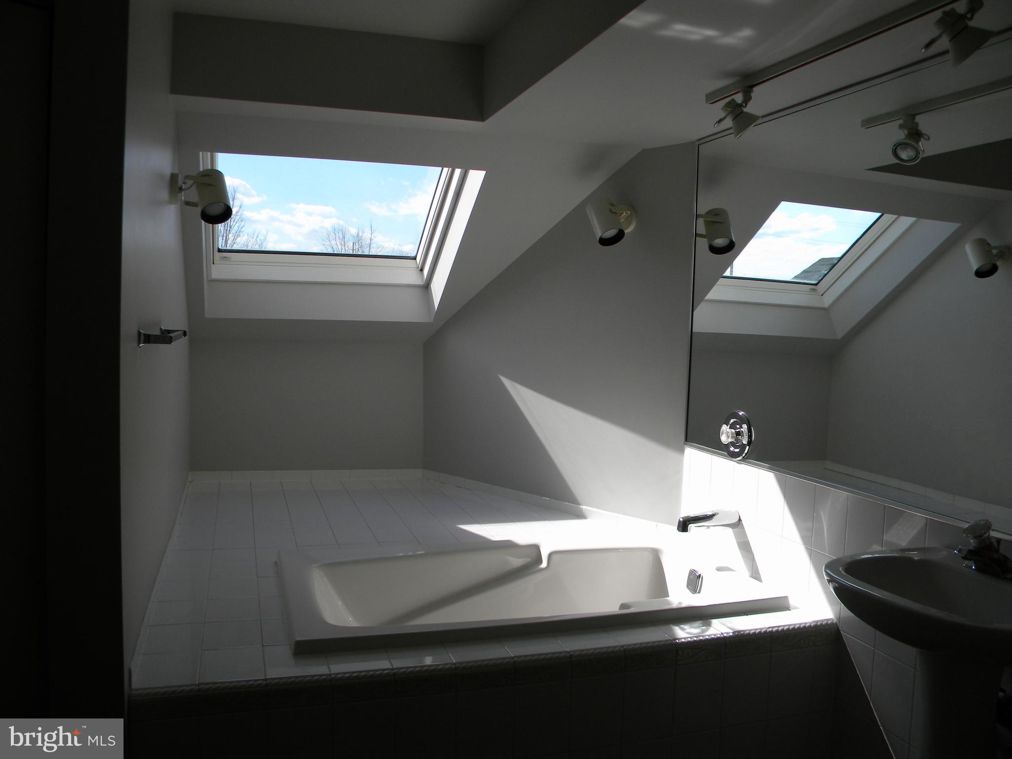 CHERRINGTON - Residential