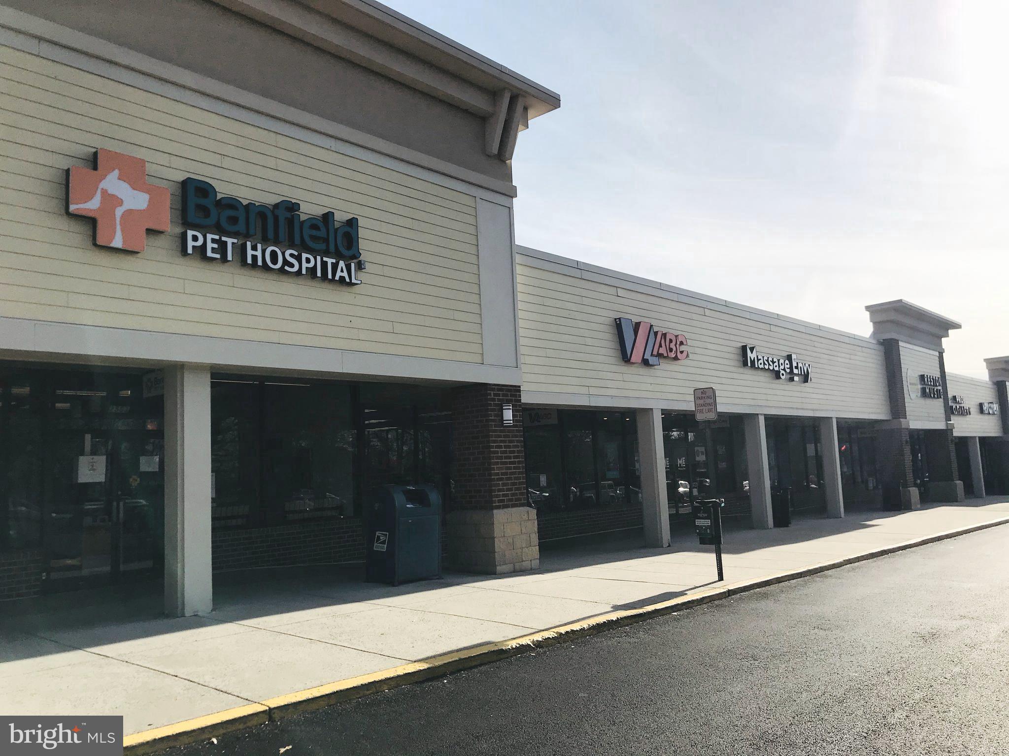 GLENVALE CONDO - Residential Lease