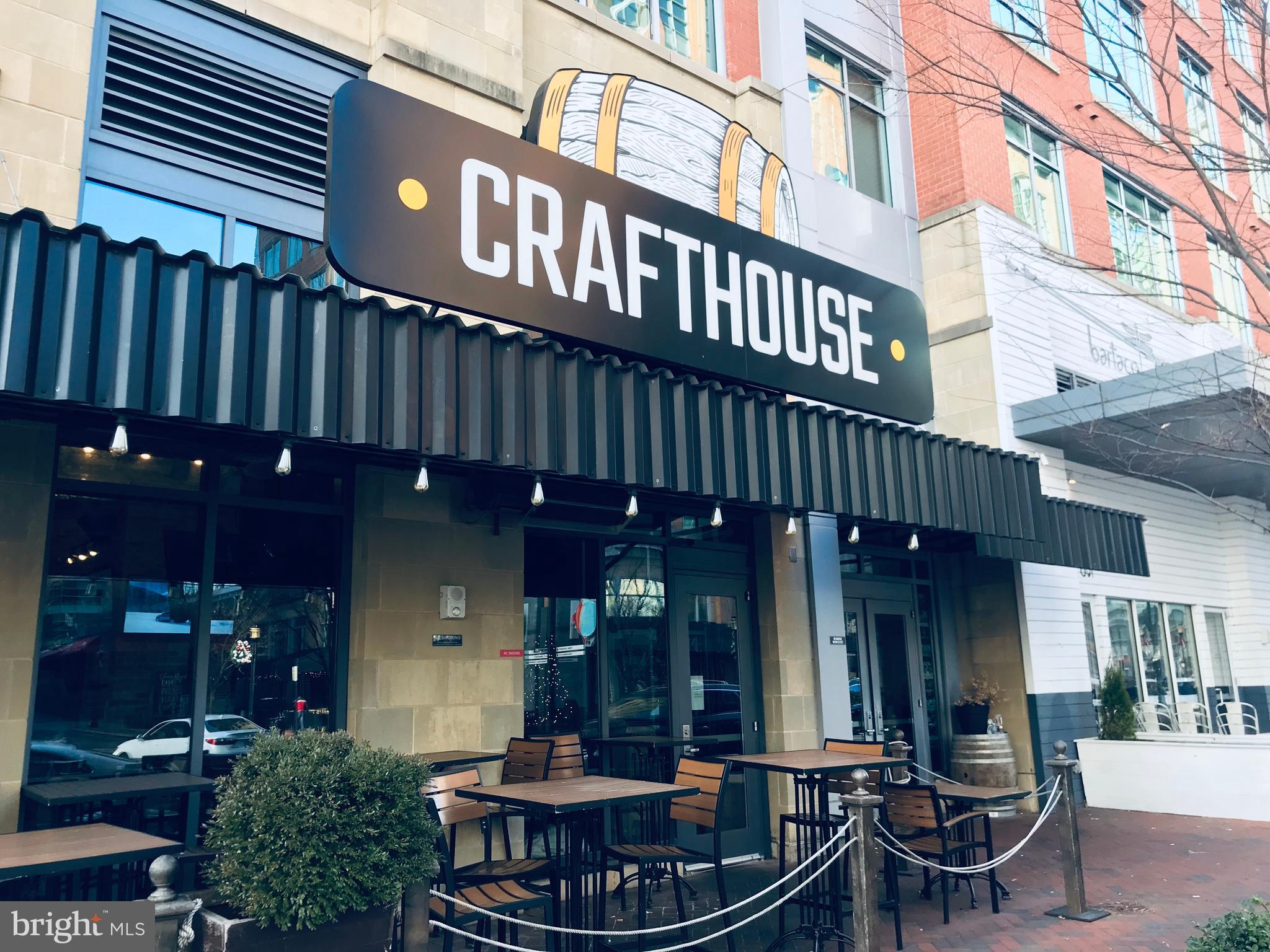 GLENVALE CONDO - Residential Lease