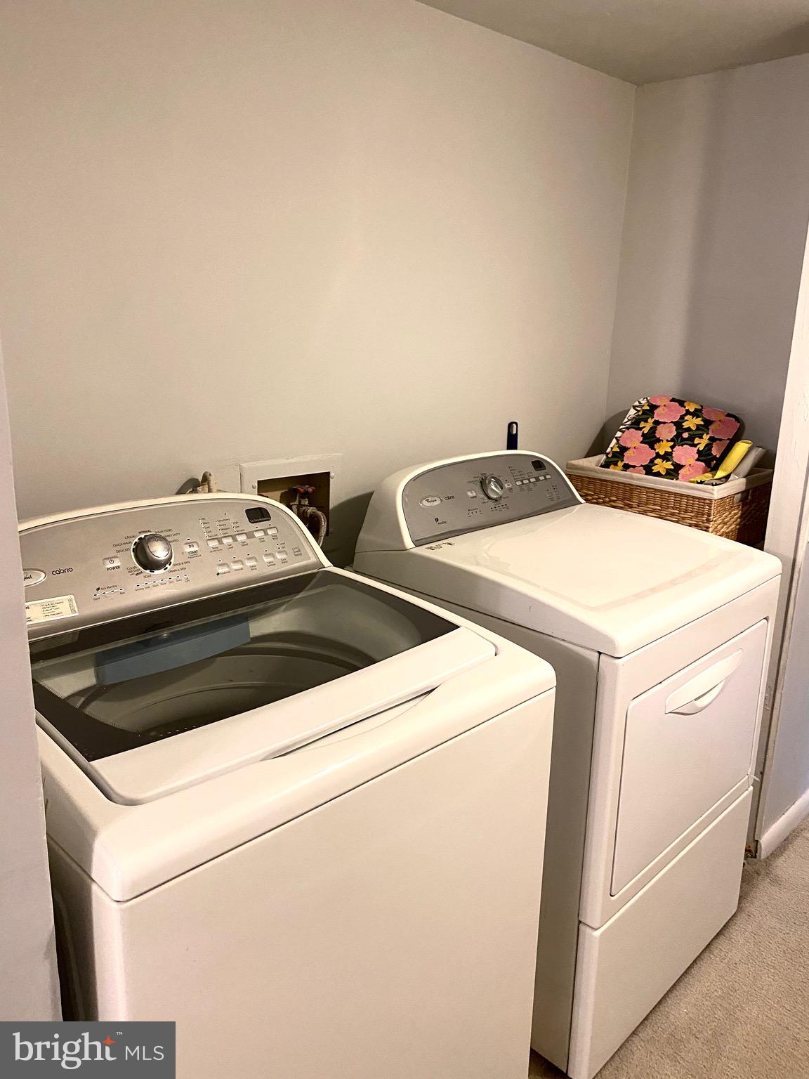 GLENVALE CONDO - Residential Lease