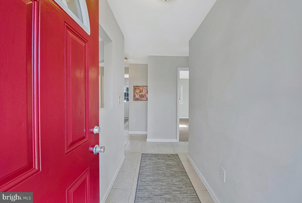 WEST LANHAM HILLS - Residential