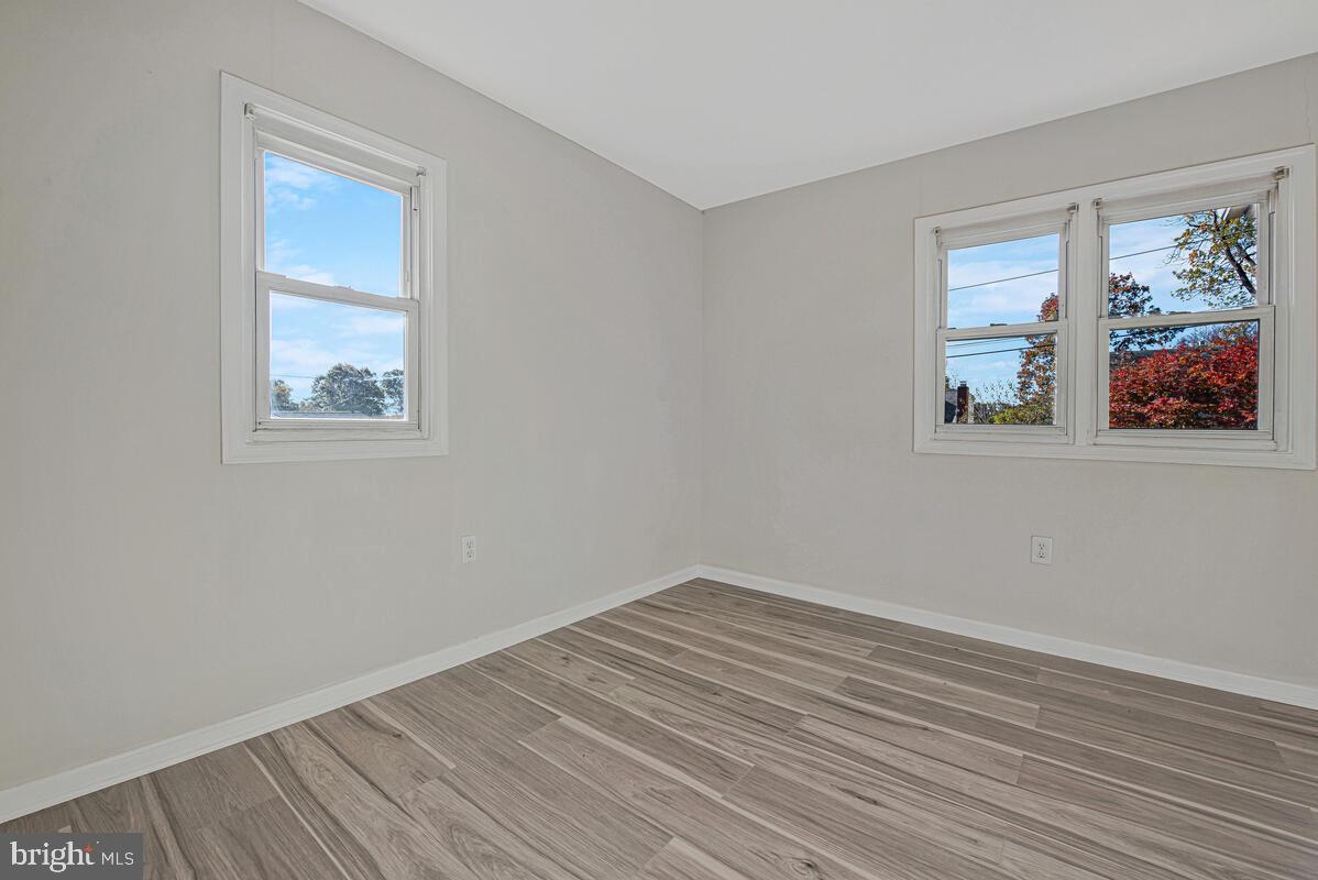 WEST LANHAM HILLS - Residential