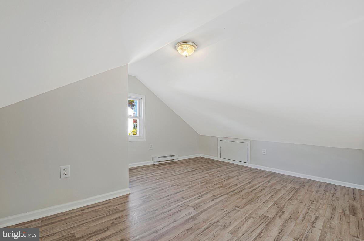 WEST LANHAM HILLS - Residential