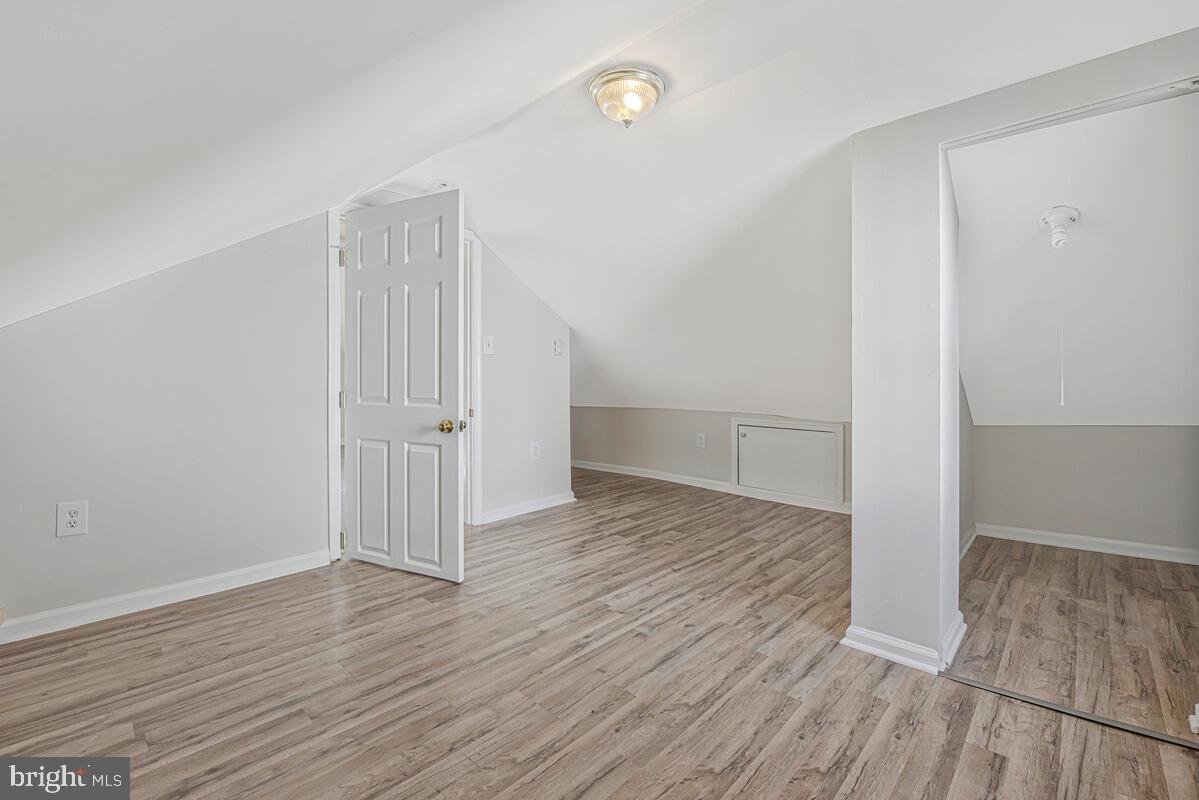 WEST LANHAM HILLS - Residential