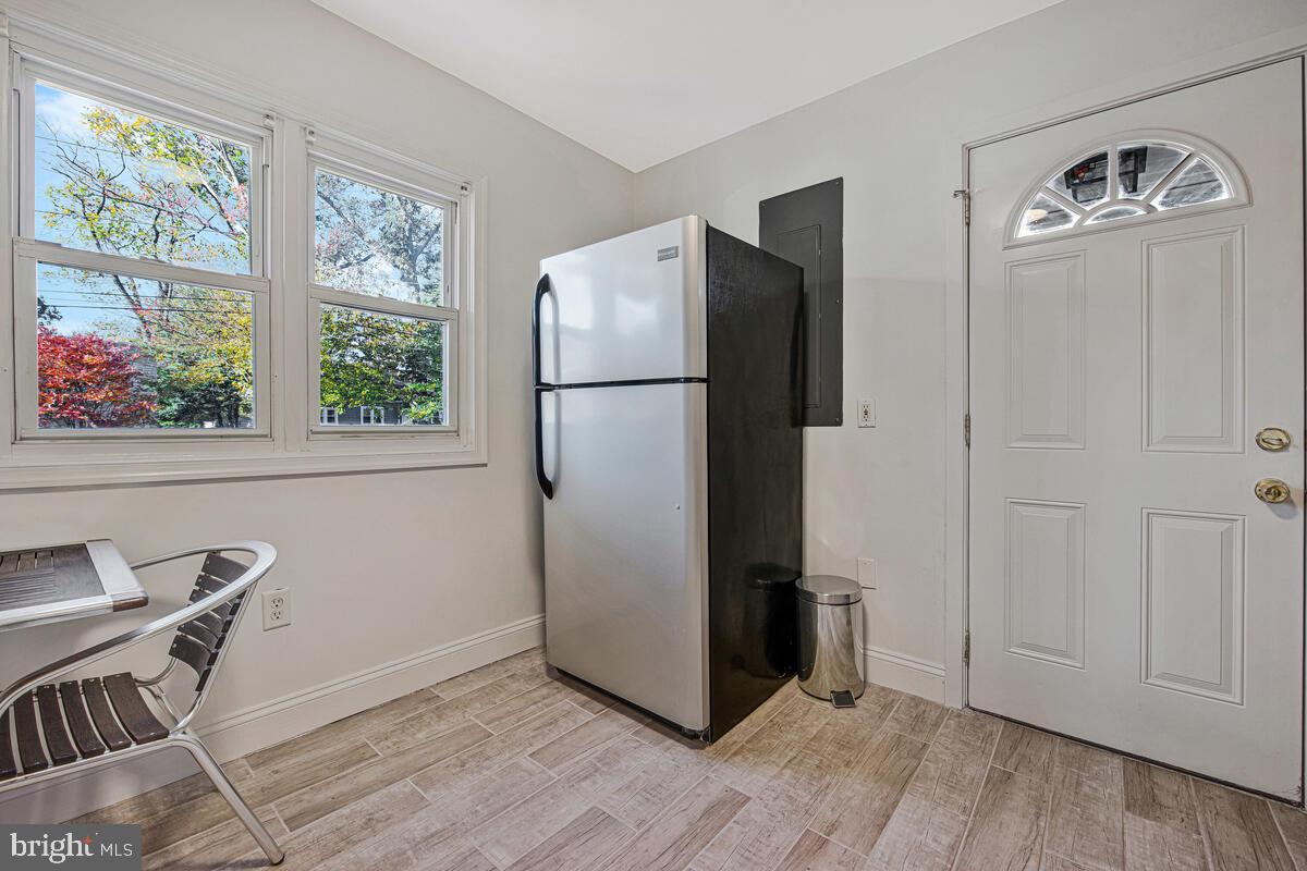 WEST LANHAM HILLS - Residential