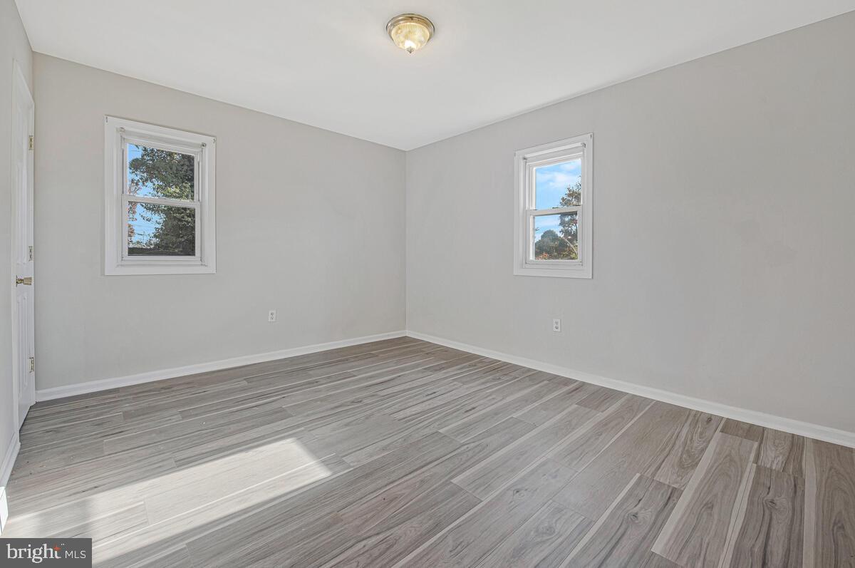 WEST LANHAM HILLS - Residential