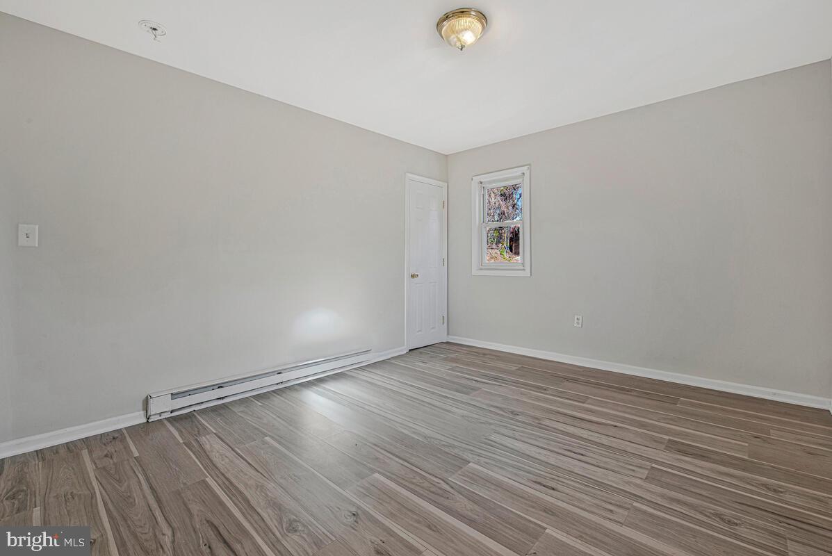 WEST LANHAM HILLS - Residential