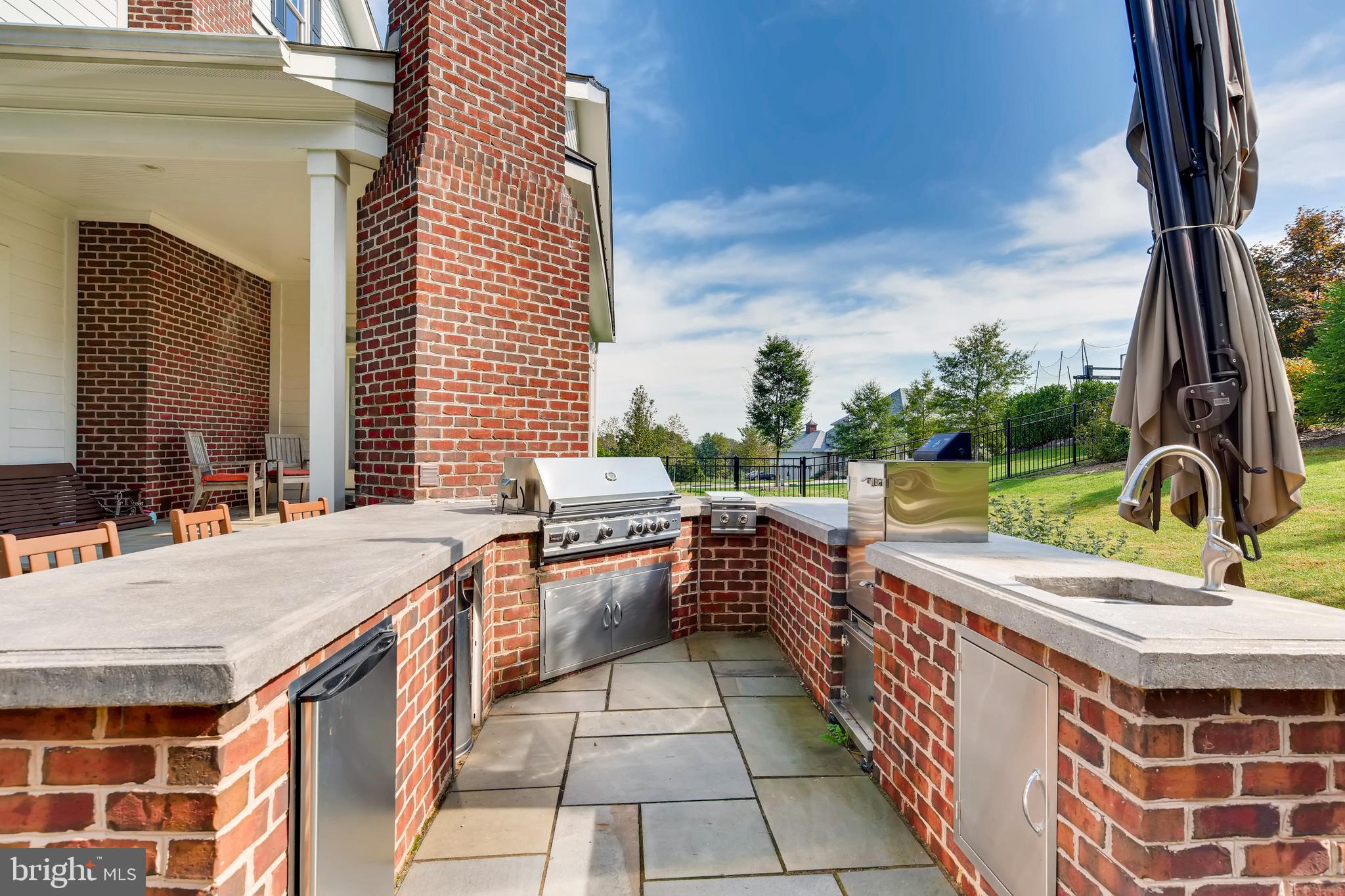 WORTHINGTON GREEN - Residential