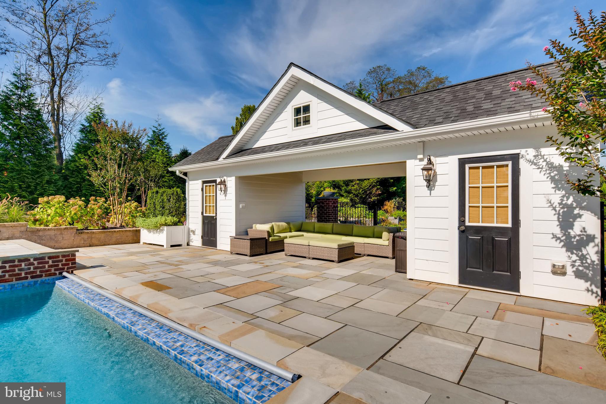 WORTHINGTON GREEN - Residential